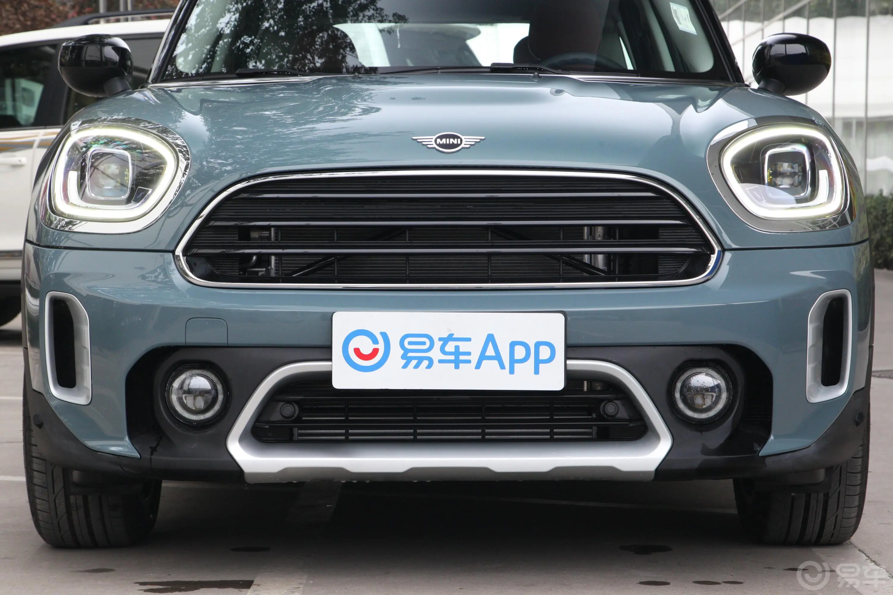 MINI COUNTRYMAN1.5T COOPER ALL4 鉴赏家外观