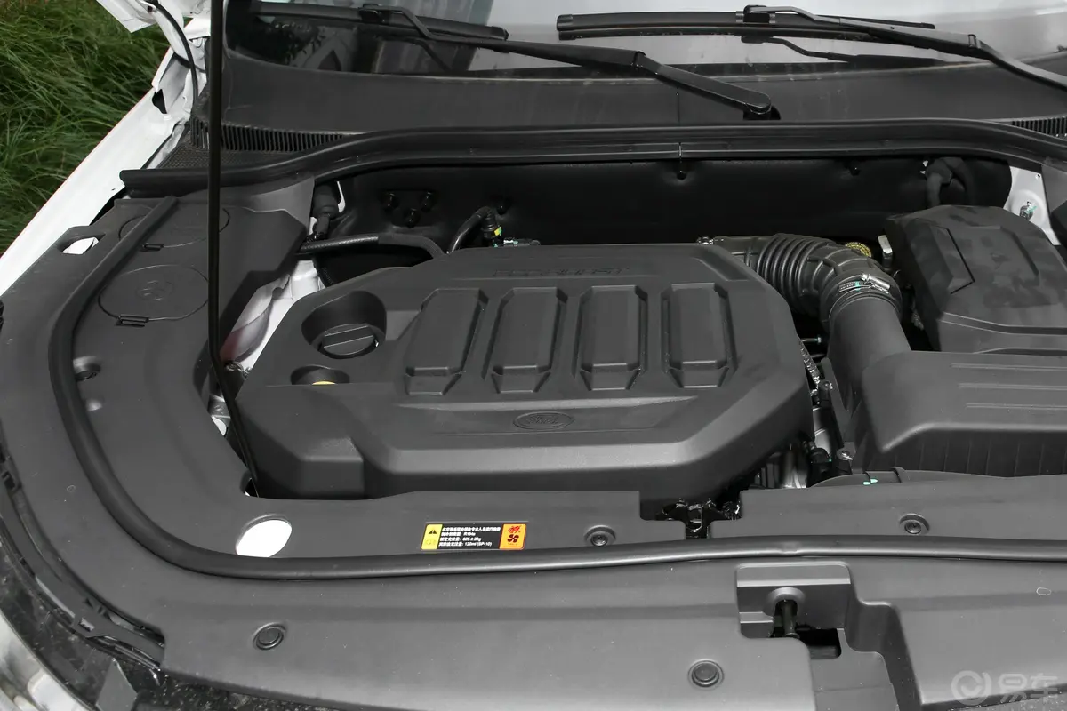 领界领界S EcoBoost 145 CVT 尊领型发动机特写