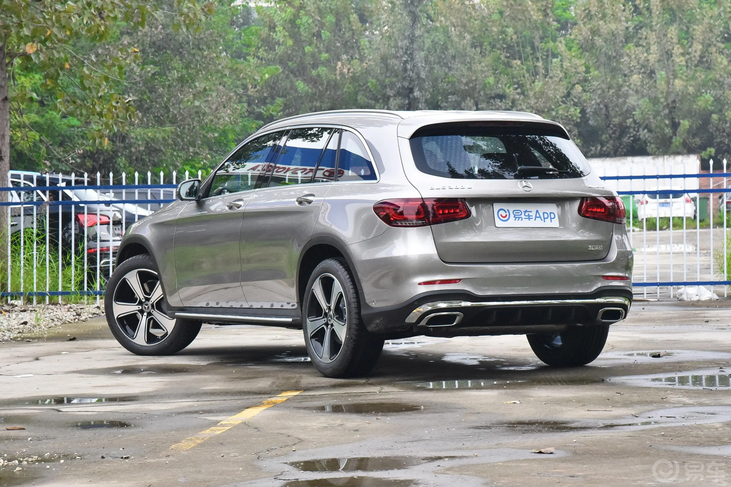 奔驰GLCGLC 300 L 4MATIC 豪华型外观