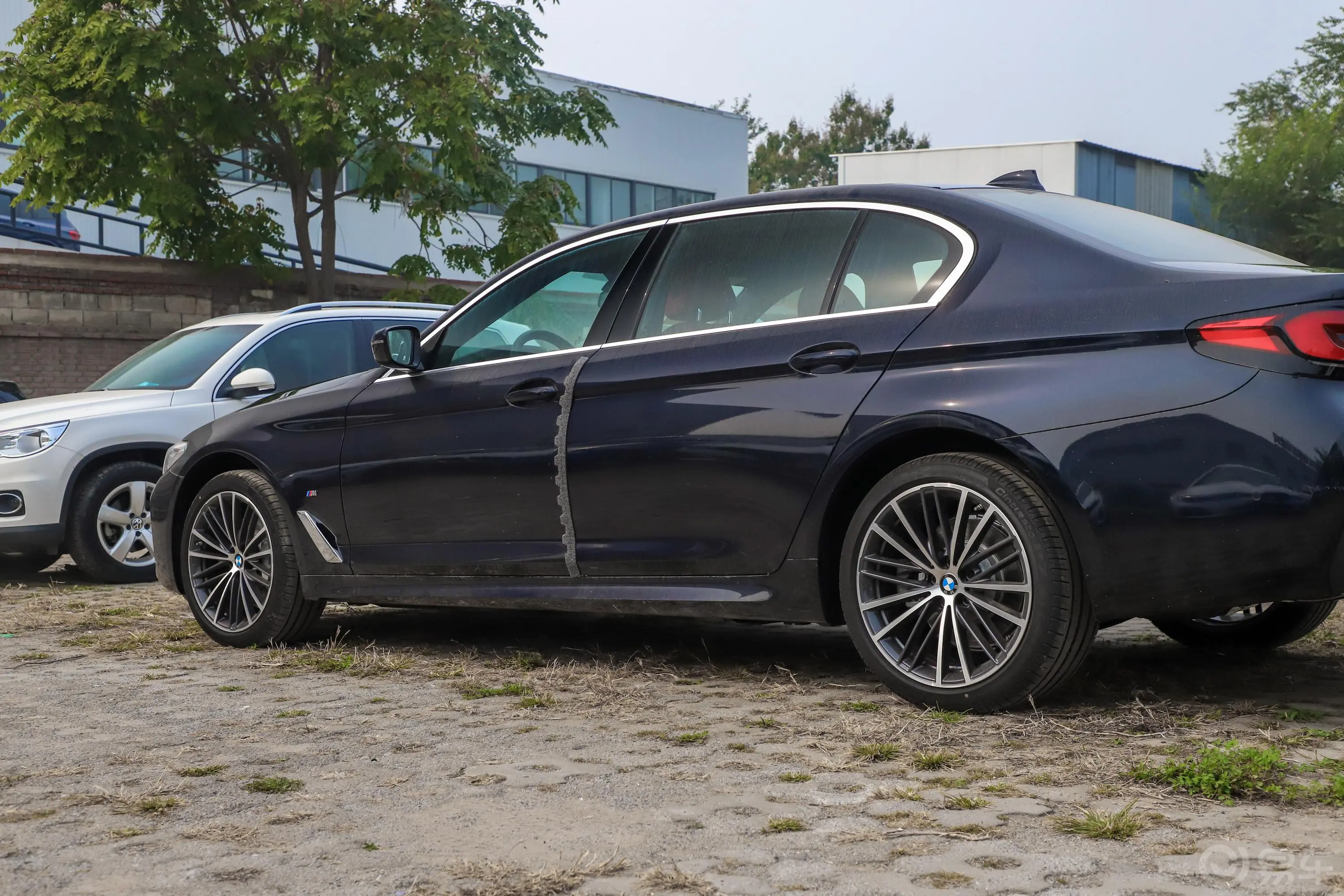 宝马5系530Li xDrive M运动套装外观