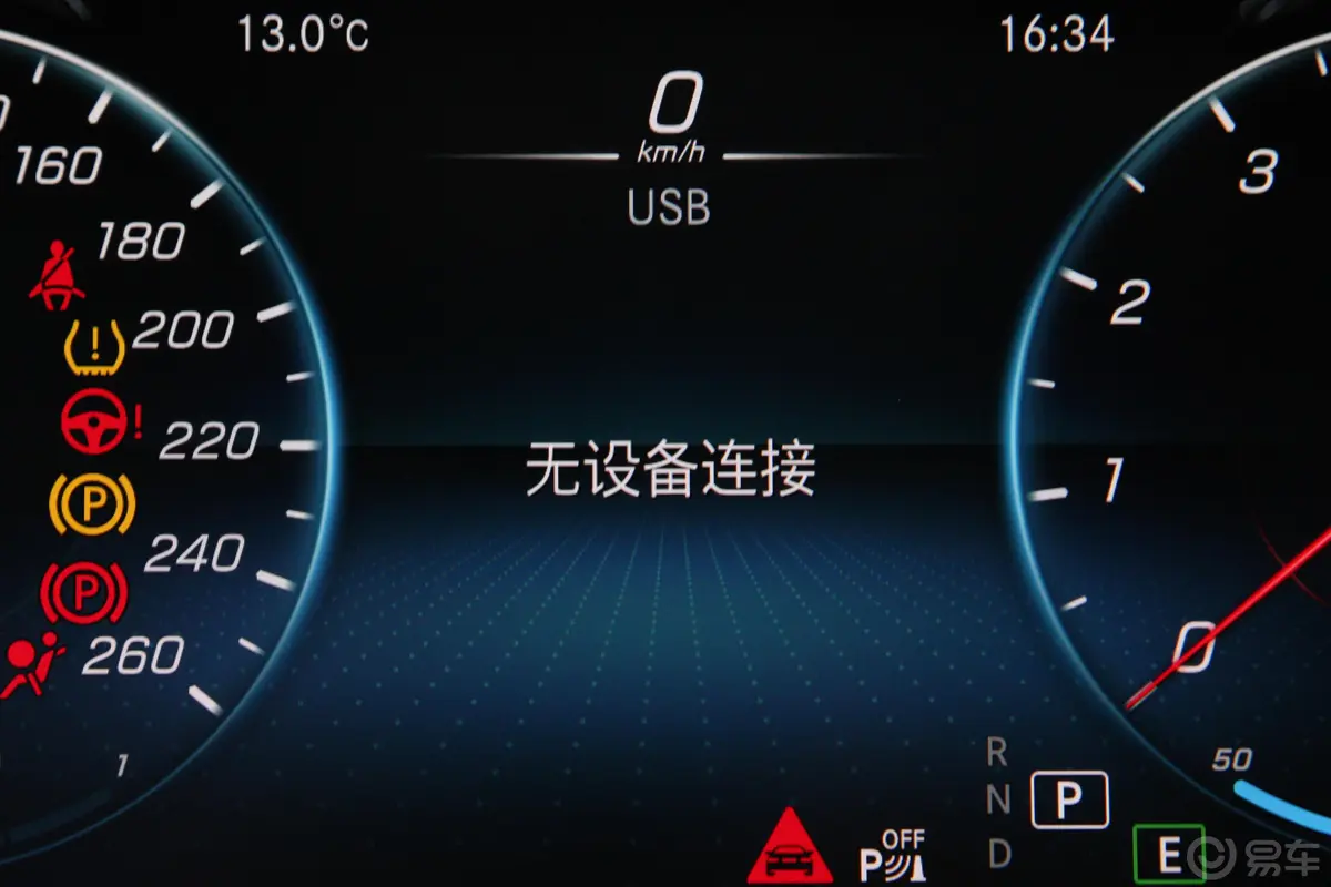 奔驰GLCGLC 300 L 4MATIC 豪华型特别版内饰