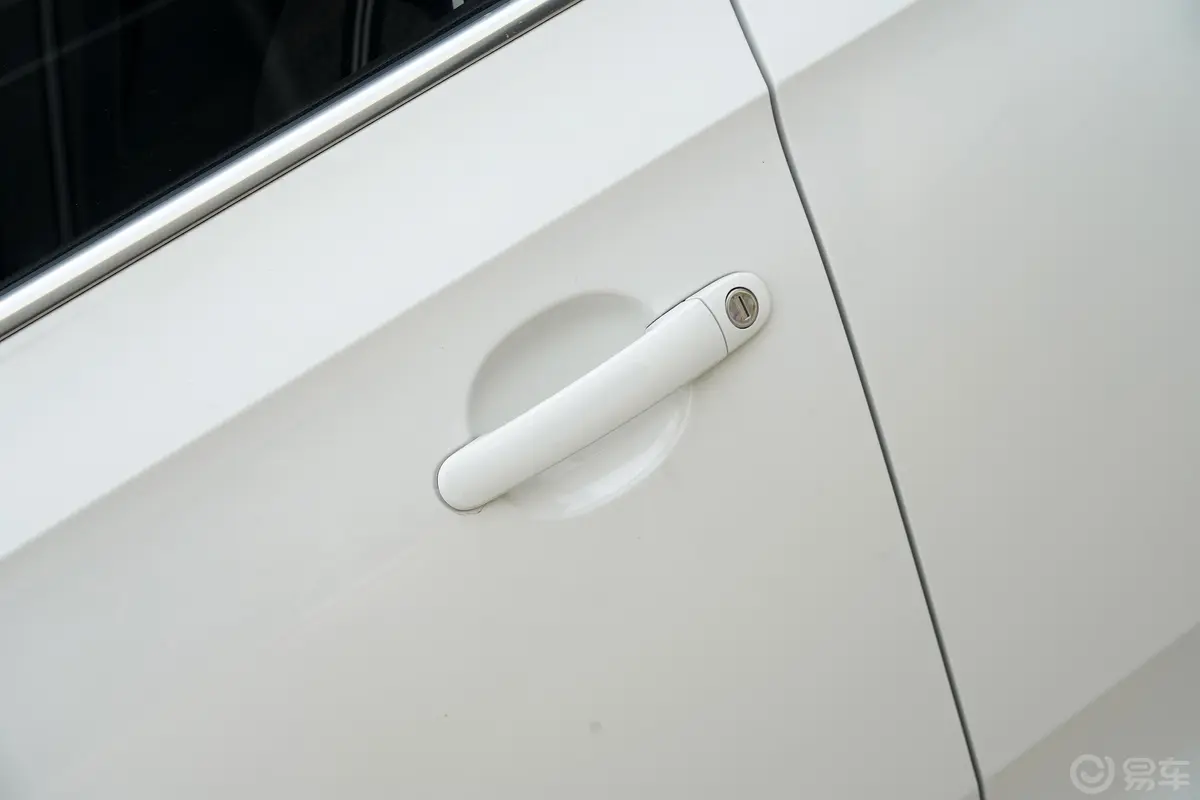 桑塔纳1.5L 自动 舒适版驾驶员侧前门把手