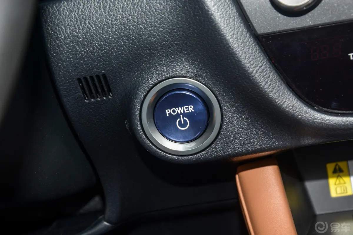 雷克萨斯RX改款 450hL 豪华版 7座钥匙孔或一键启动按键
