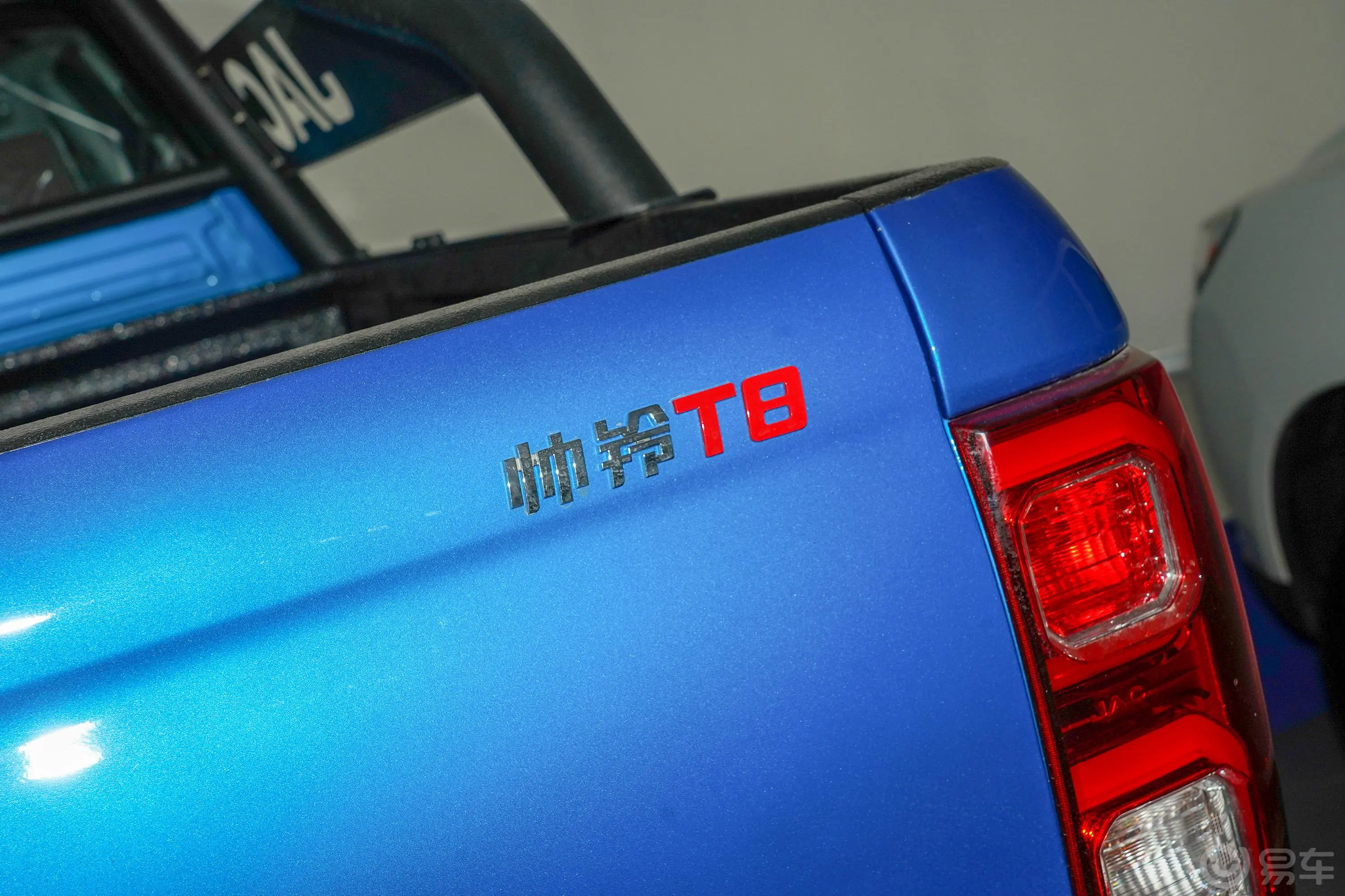 江淮T8大双 2.0T 四驱 豪华型 柴油 国VI外观细节