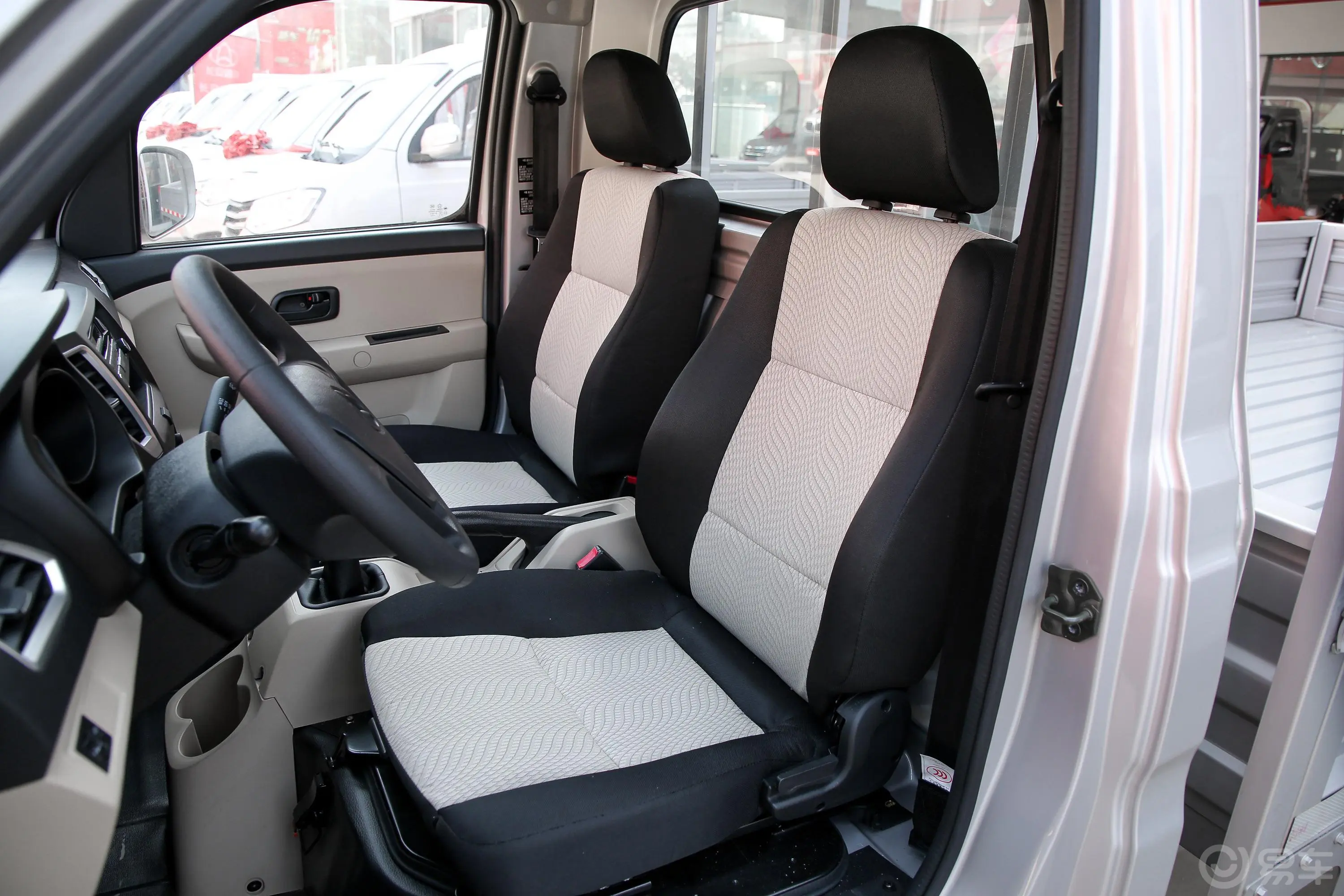 新豹T3载货汽车N1 1.5L 单排单后轮 舒适版（5.13米） SC1031TMD6A1 汽油 国VI驾驶员座椅