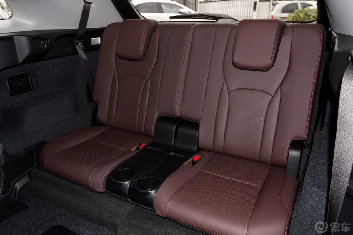 雷克萨斯RX改款 450hL 典雅版 7座第三排座椅