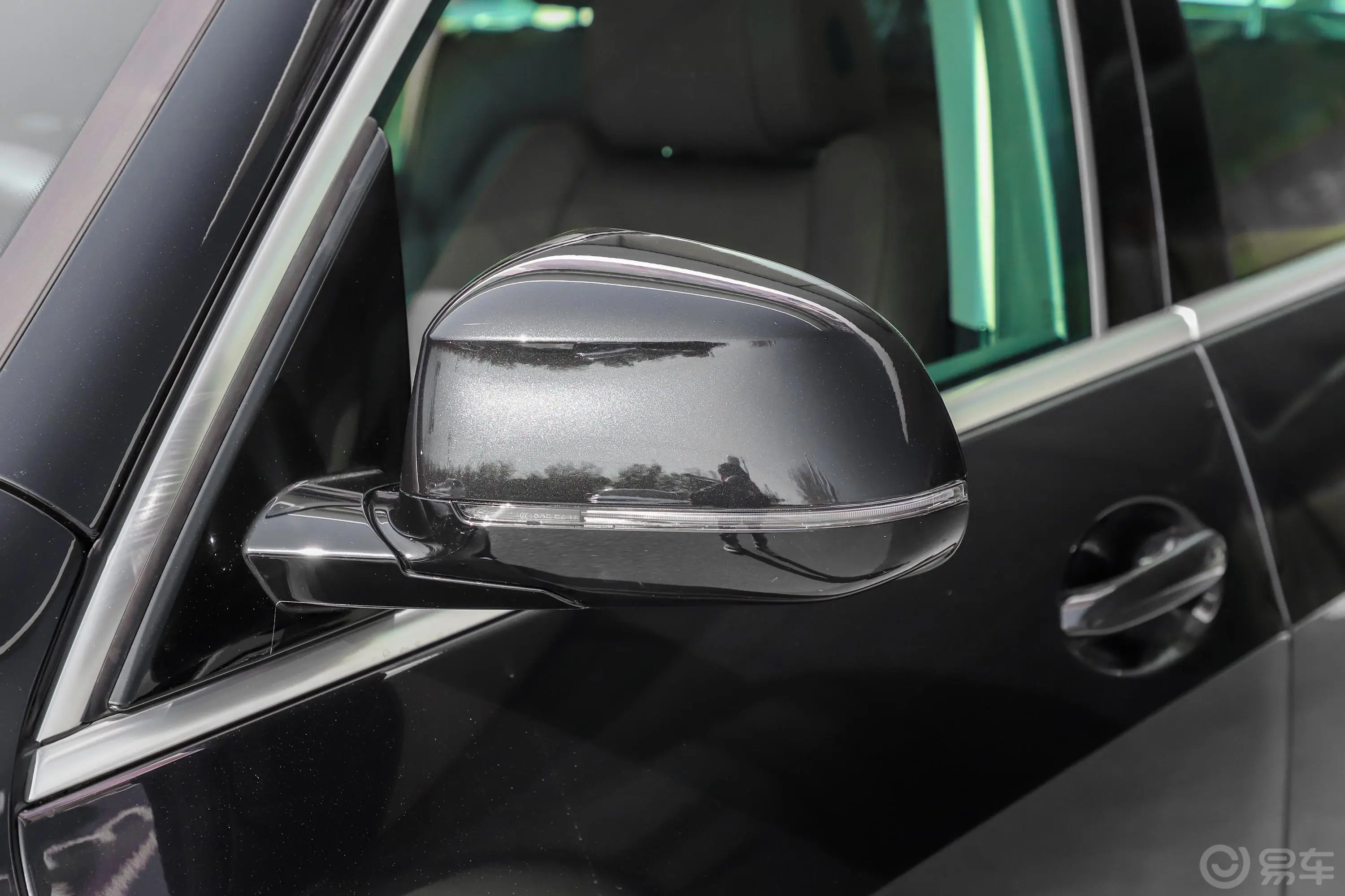 宝马X5(进口)xDrive30i M运动套装主驾驶后视镜背面