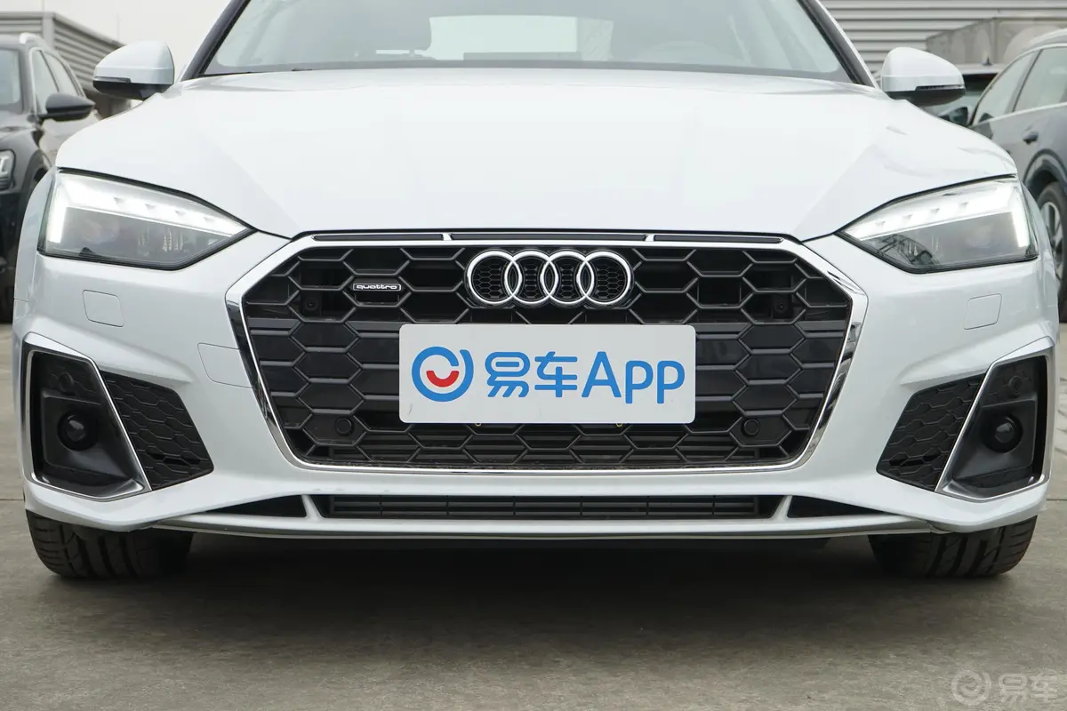 奥迪A5Sportback 45TFSI quattro 臻选动感型外观