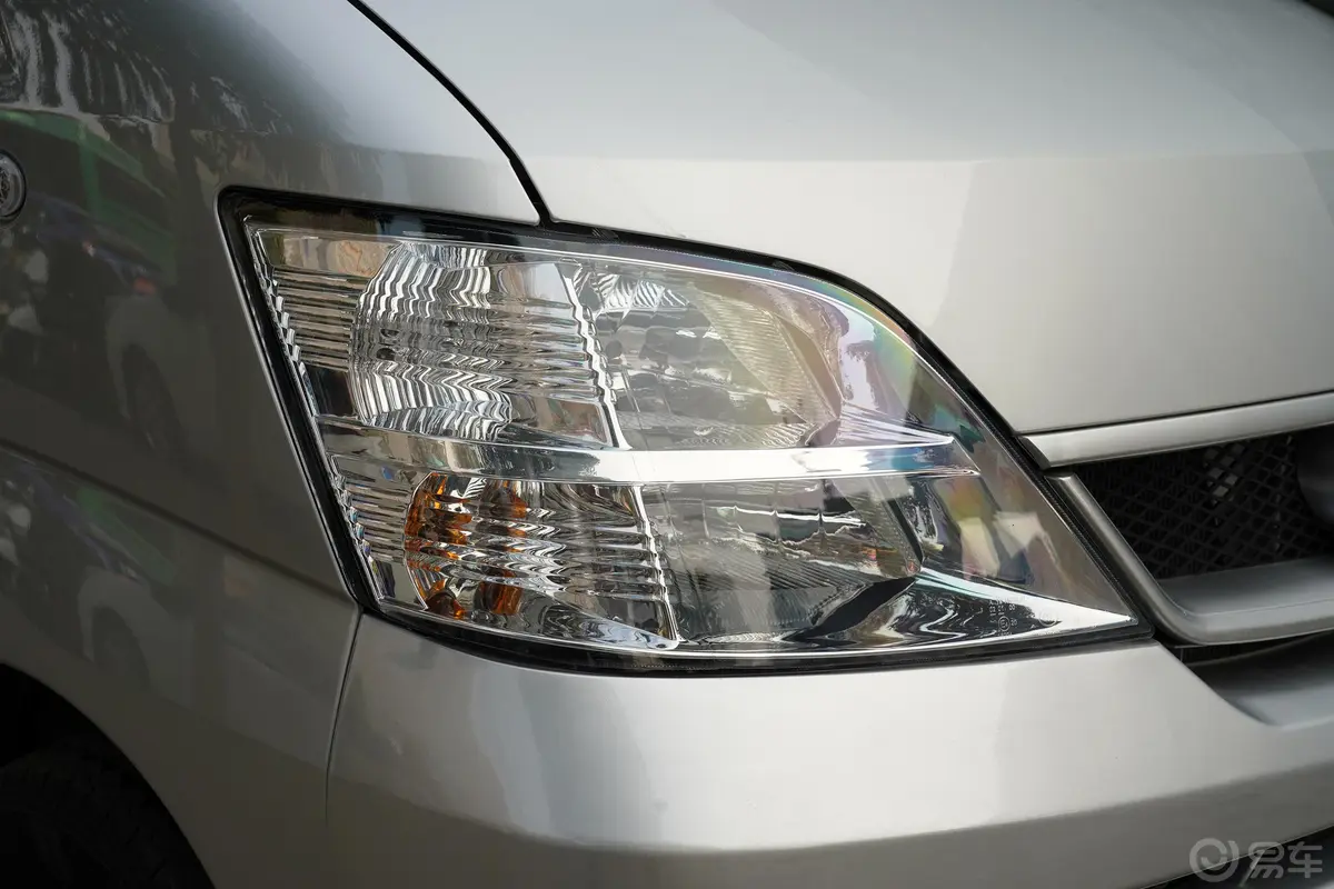 福瑞达K11S1.5L 手动 单排栏板 标准型外观