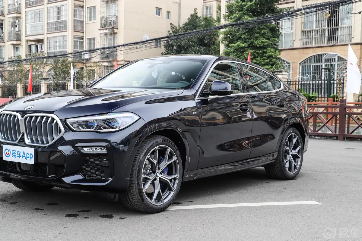 宝马X6xDrive40i 尊享型 M运动套装外观