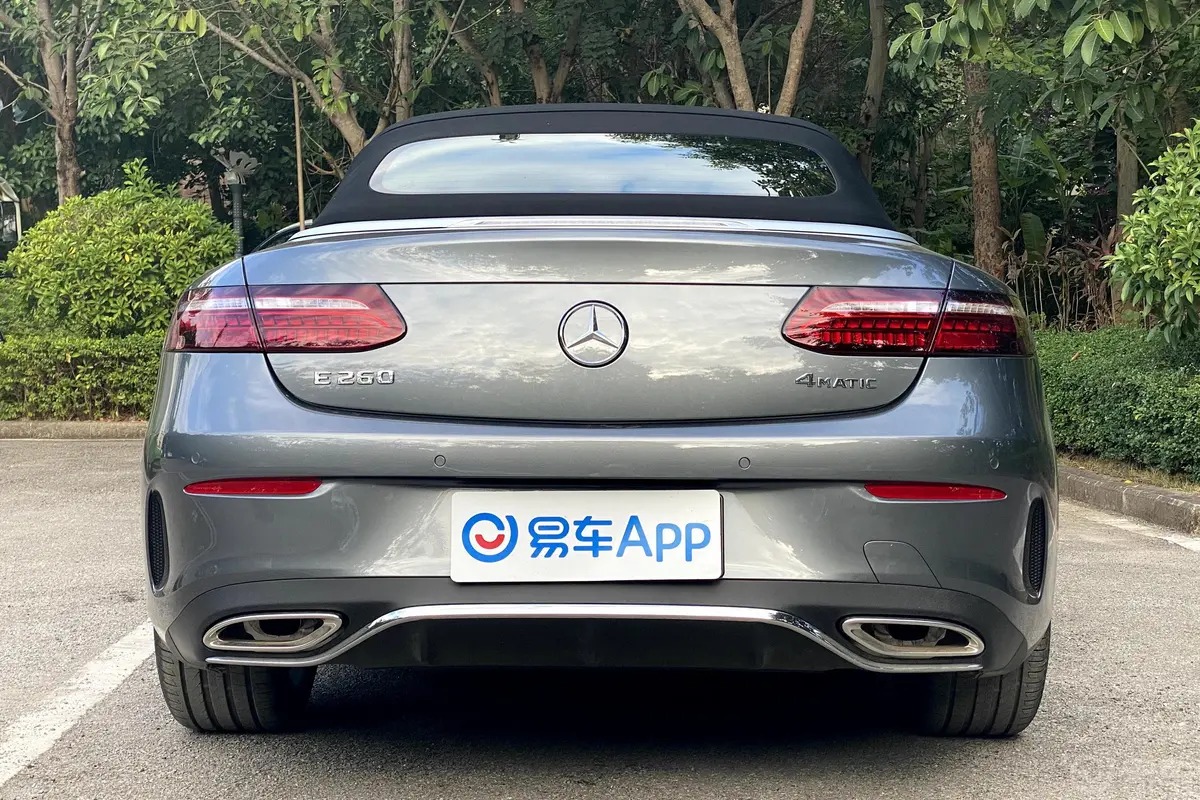 奔驰E级(进口)E 260 4MATIC 轿跑车外观