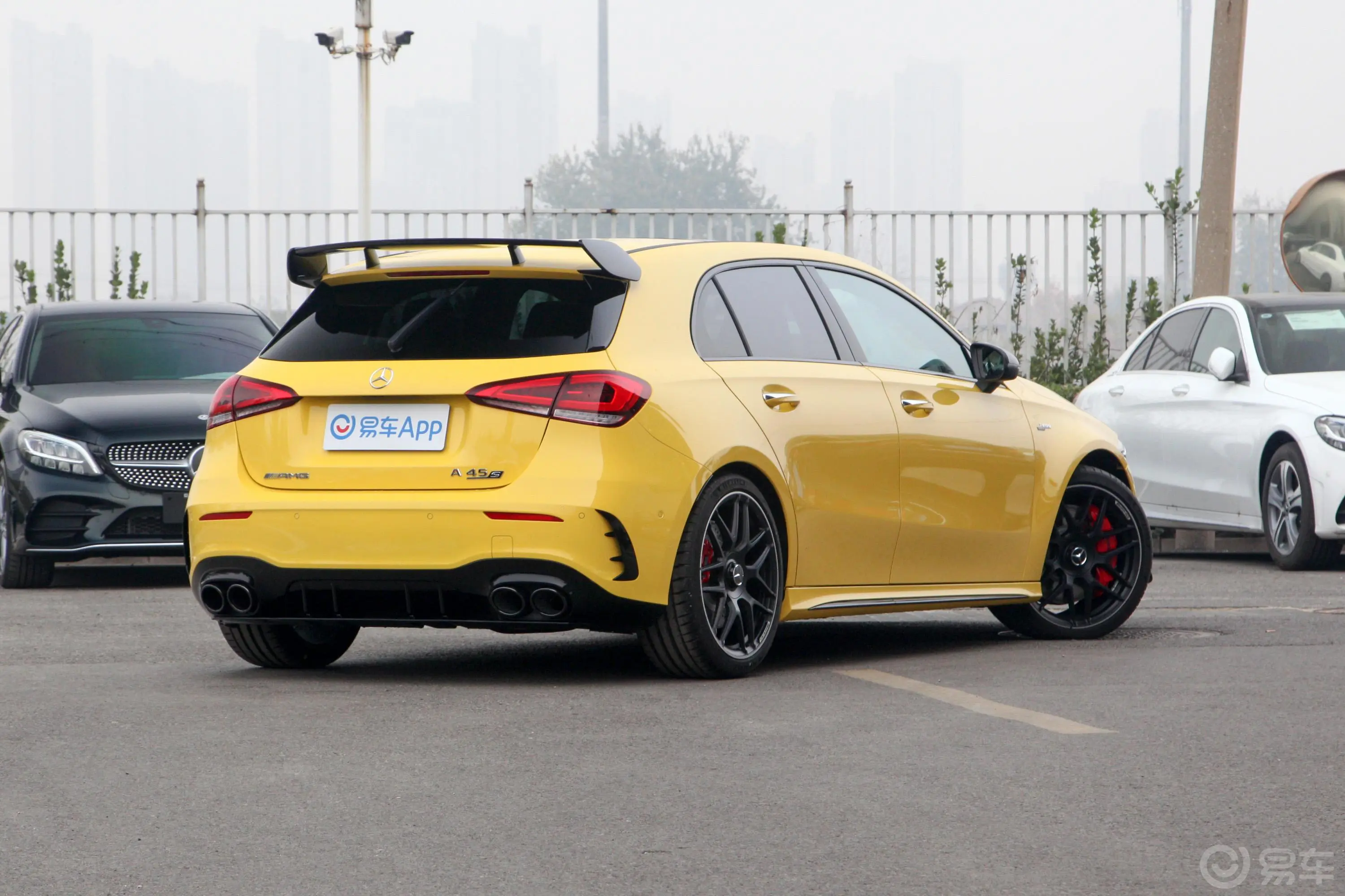 奔驰A级 AMG(进口)AMG A 45 S 4MATIC+侧后45度车头向右水平