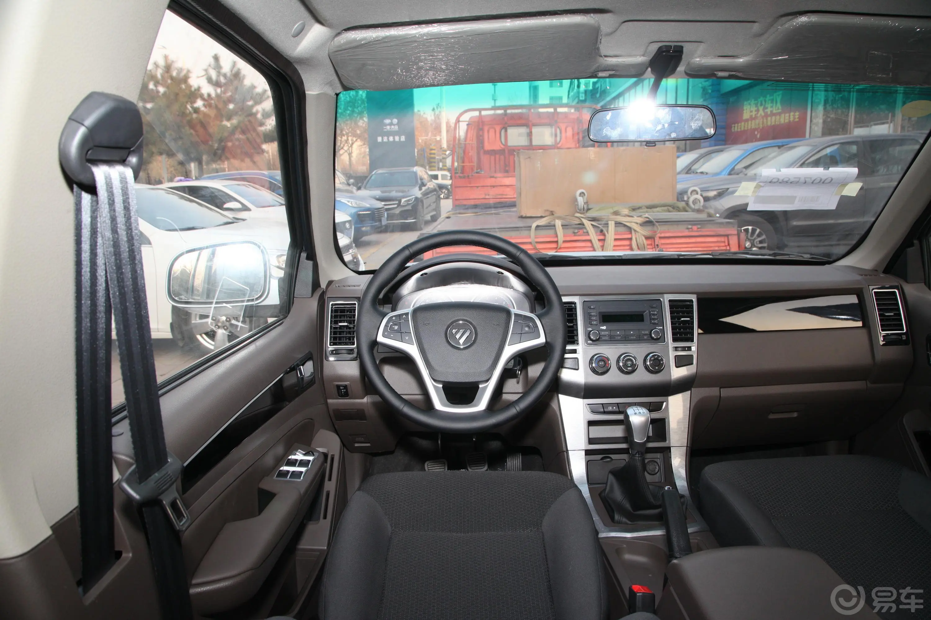 萨普标轴 1.5L 手动 两驱 舒适型 汽油驾驶位区域