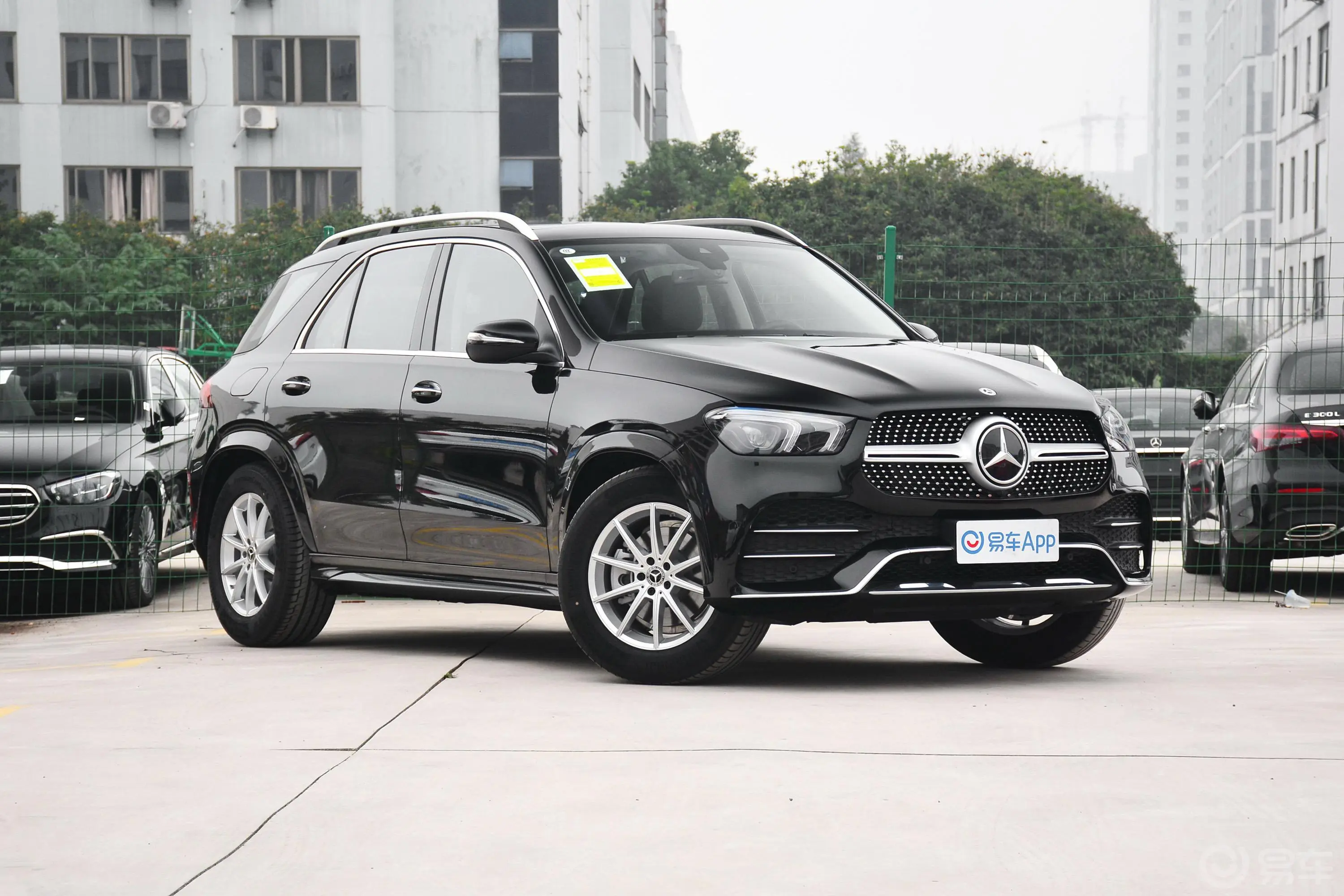 奔驰GLEGLE 350 4MATIC 时尚型外观