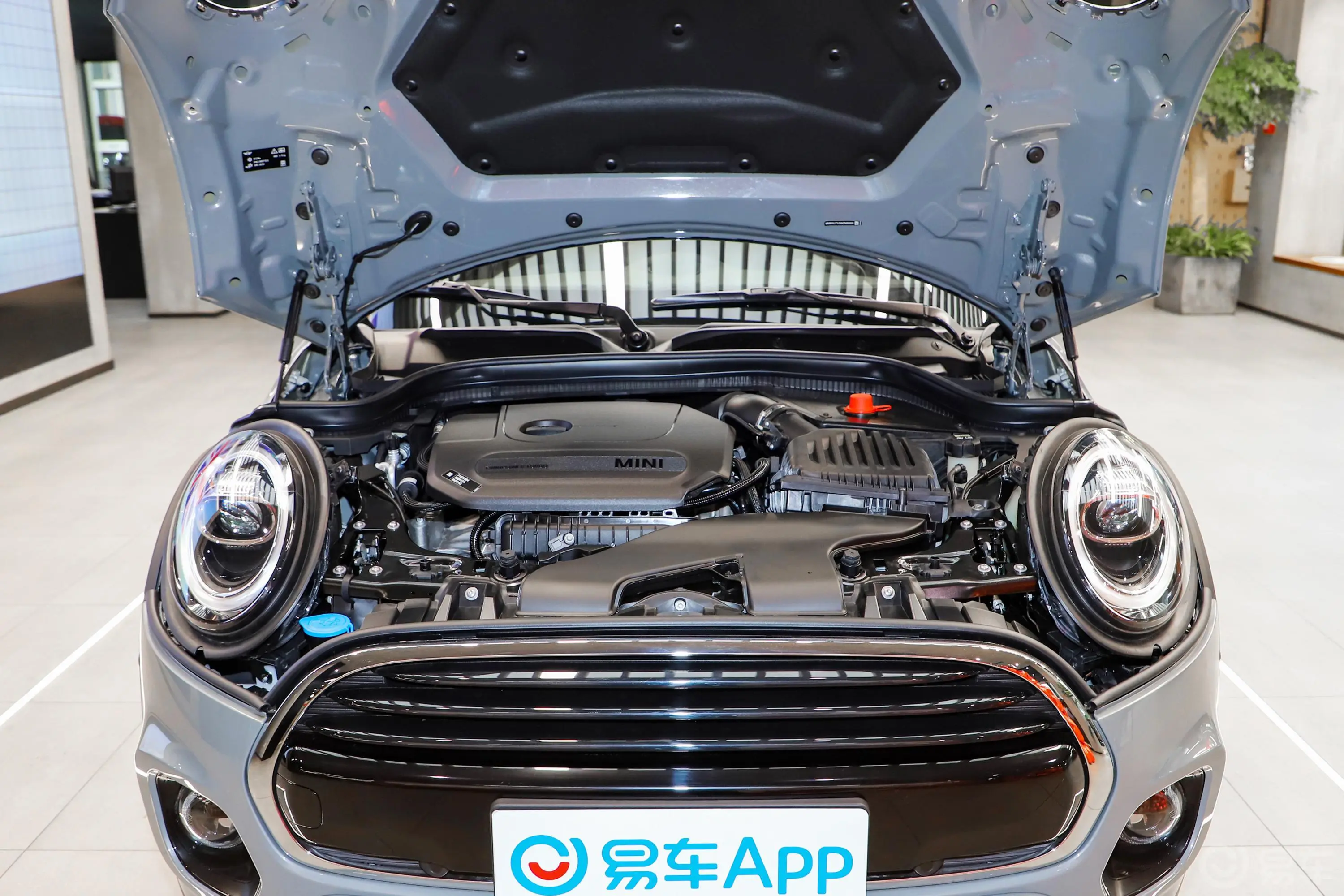 MINI1.5T COOPER 赛车手 五门版发动机舱整体