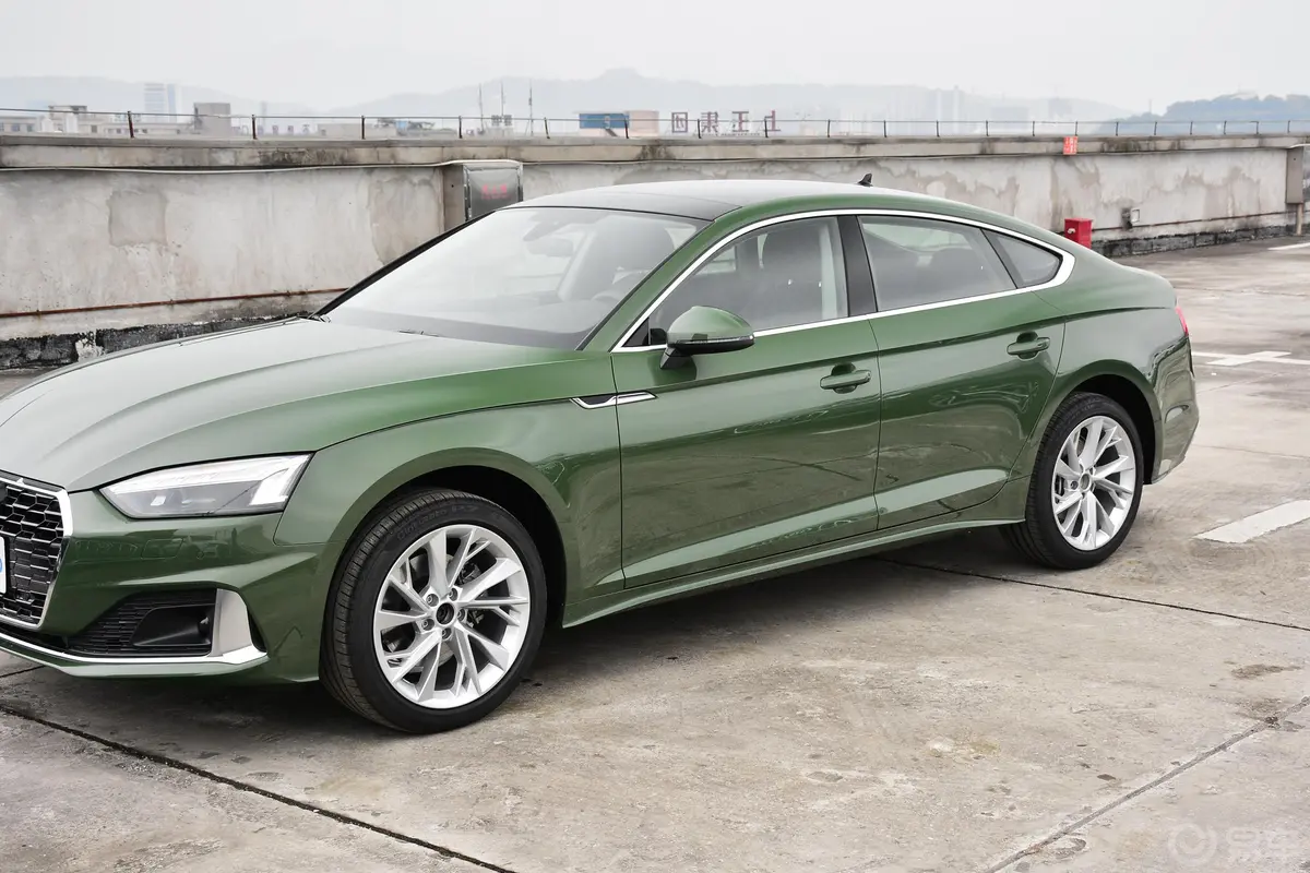 奥迪A5Sportback 40 TFSI 时尚致雅型外观