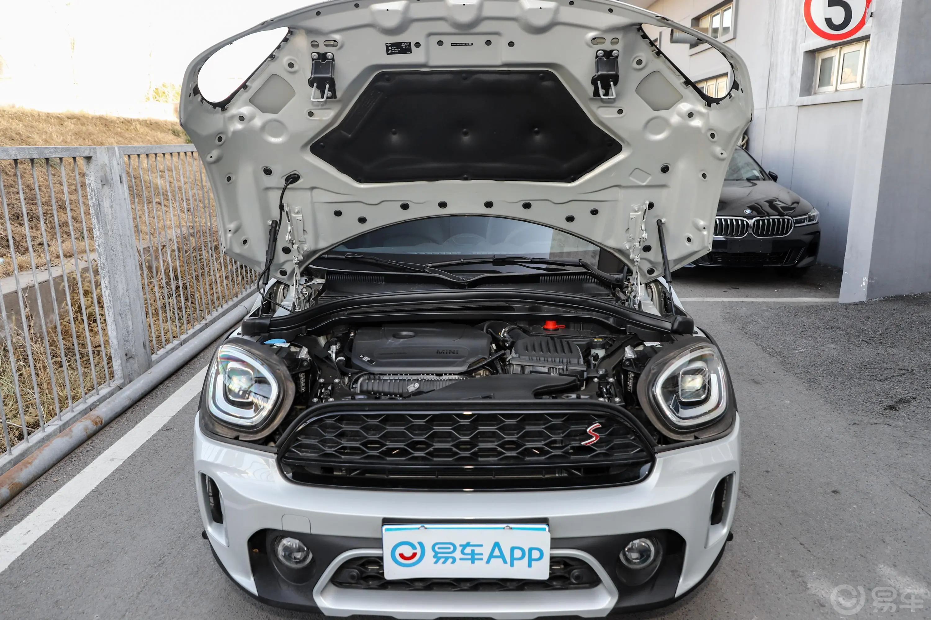 MINI COUNTRYMAN2.0T COOPER S ALL4外观