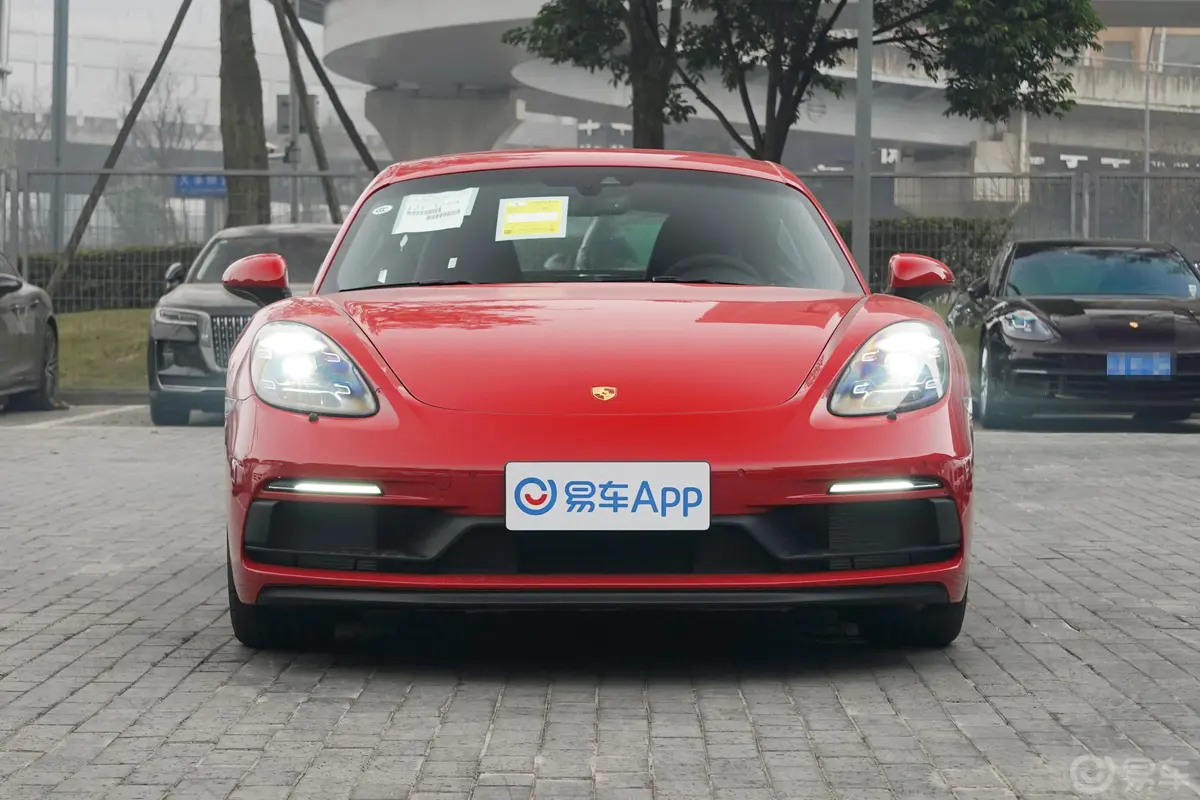 保时捷718Cayman GTS 2.5T正前水平