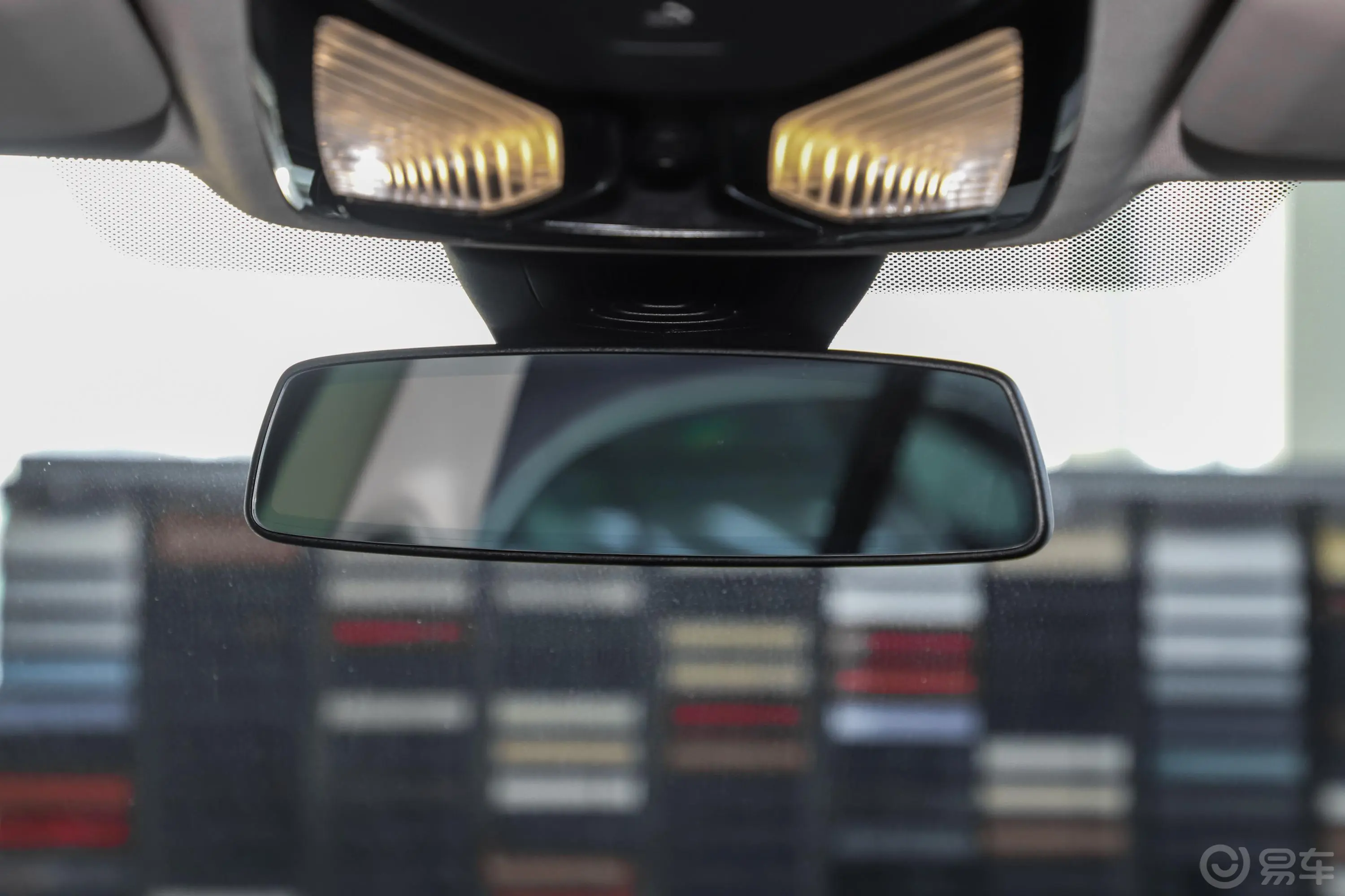 宝马X5(进口)xDrive30i X设计套装内后视镜