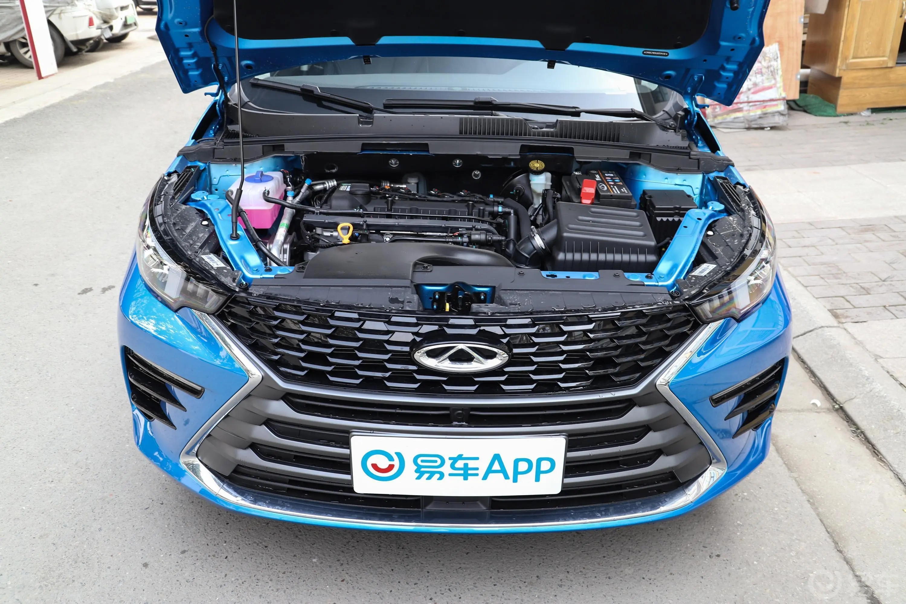 艾瑞泽5 PLUS小AI 1.5L CVT 享PLUS发动机舱整体