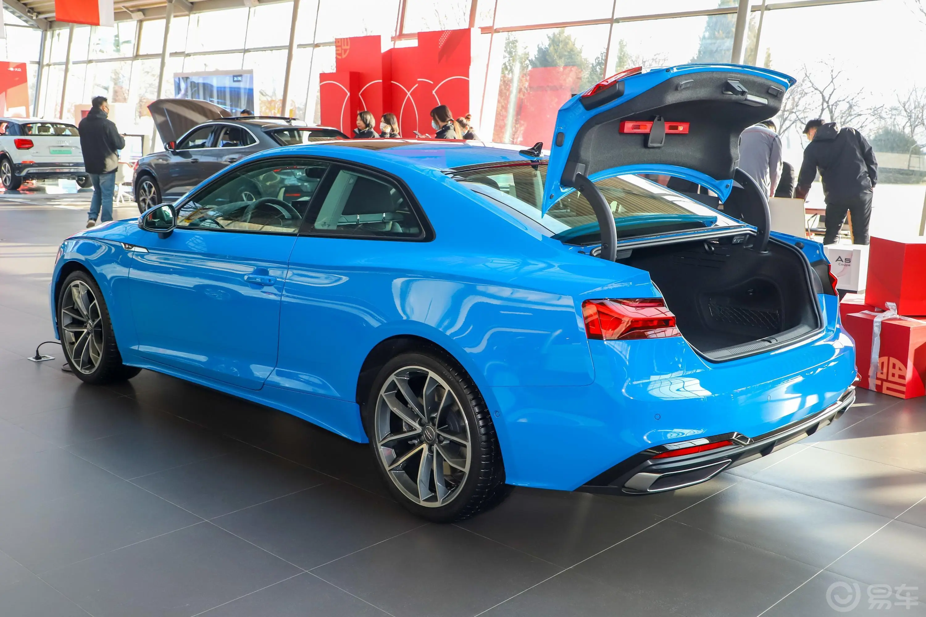 奥迪A5Coupe 45TFSI quattro 臻选动感型空间