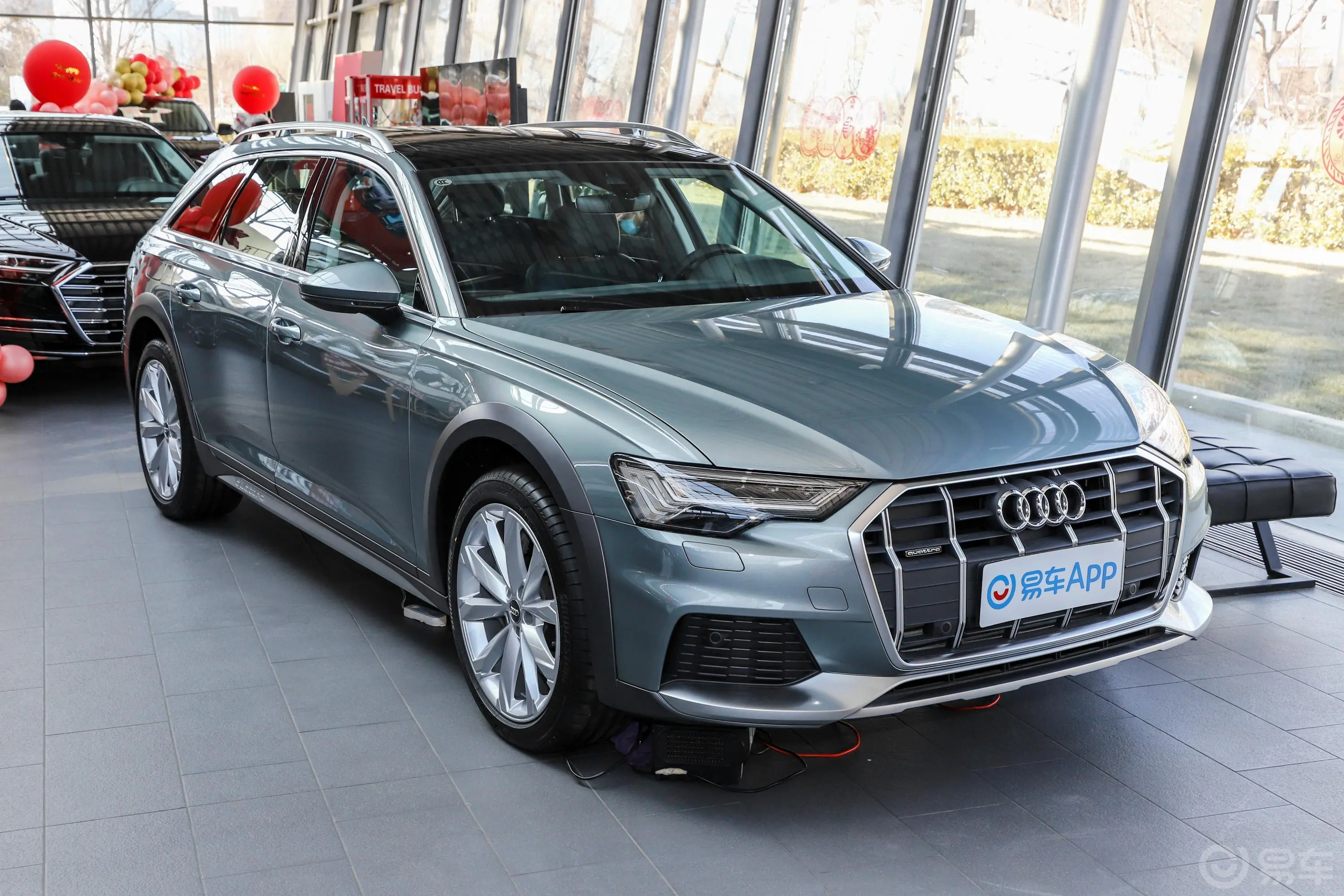 奥迪A6Allroad quattro 探索家 55 TFSI 尊享越野型侧前45度车头向右水平