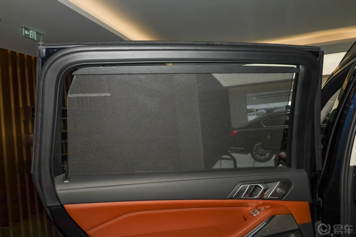 宝马X7xDrive40i 行政型 M运动套装空间