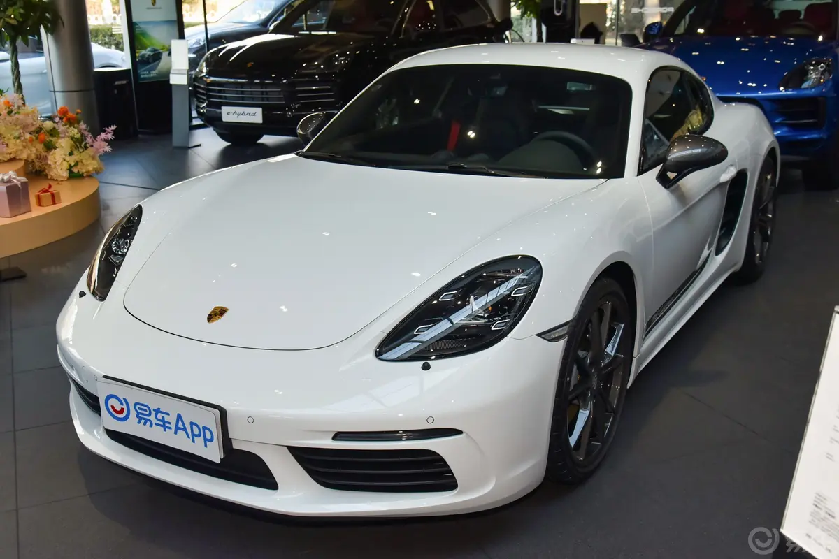 保时捷718Cayman T 2.0T外观