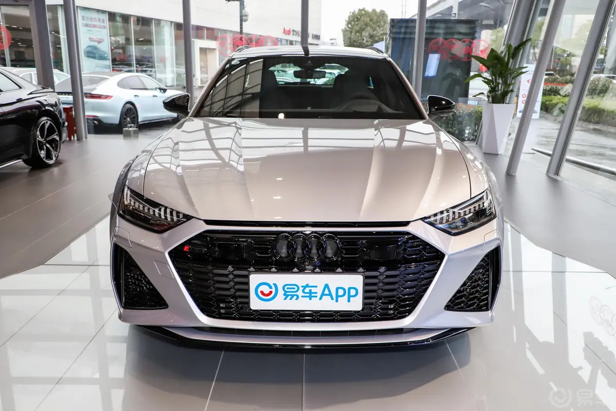 奥迪RS 6RS 6 4.0T Avant外观