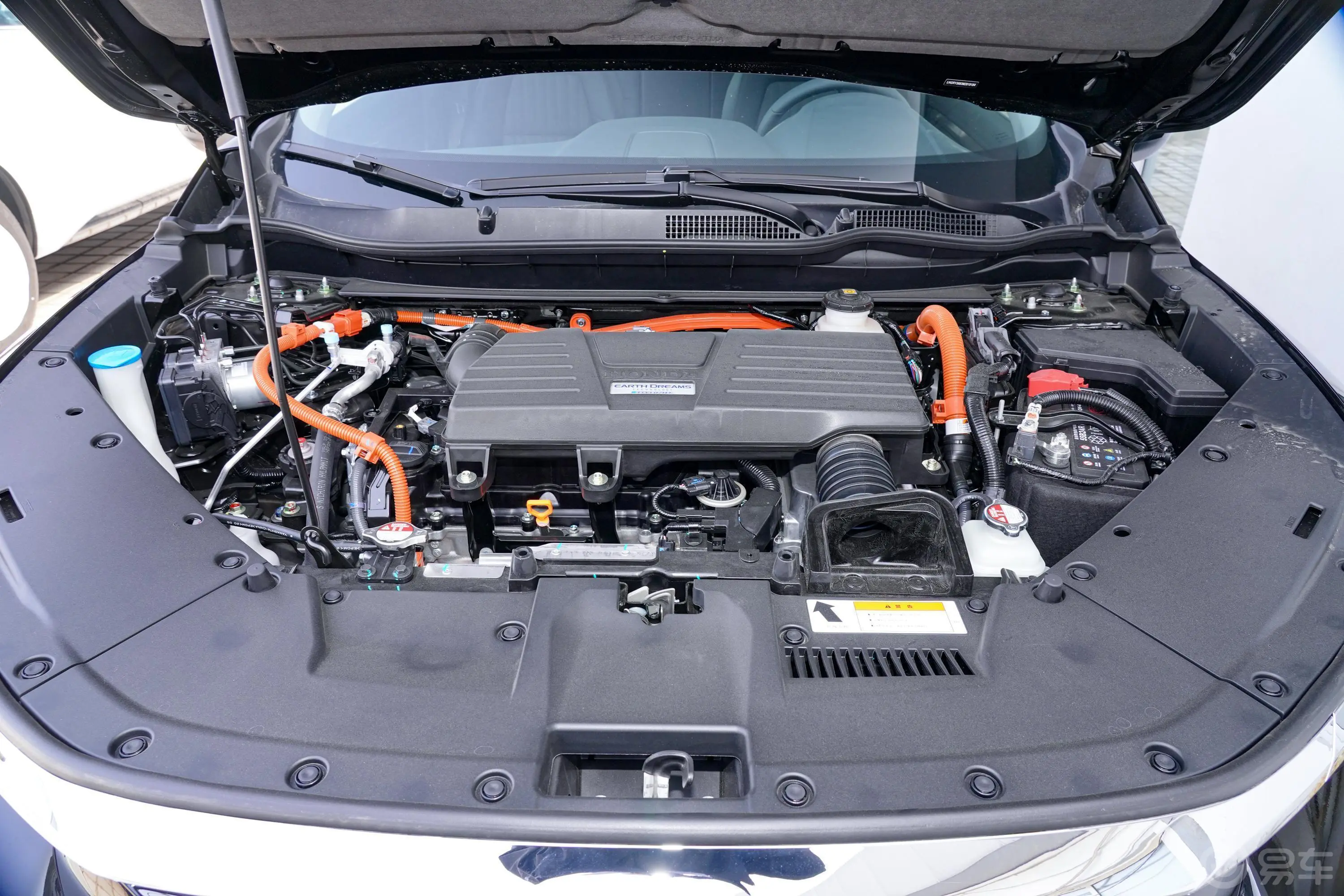 皓影锐·混动 2.0L 两驱 E-CVT 锐·豪华版外观