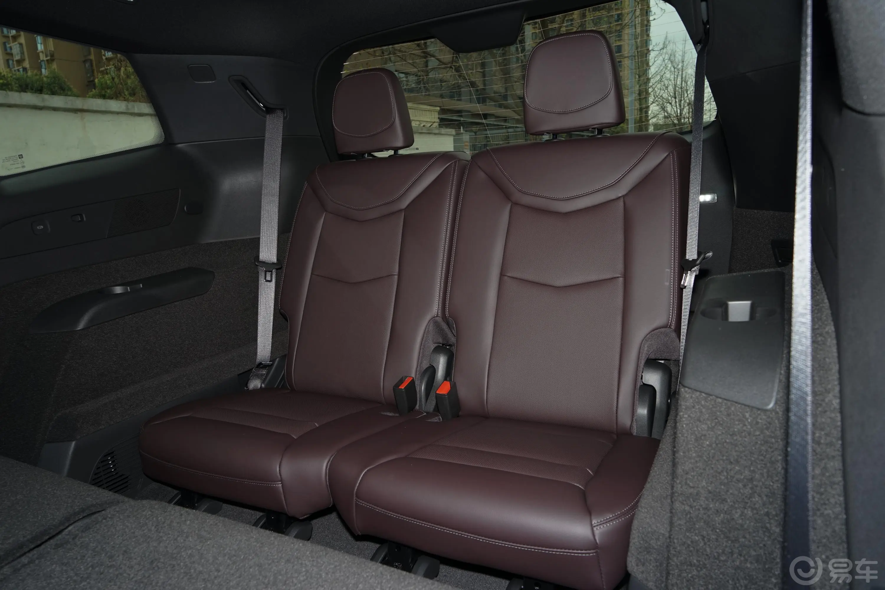 凯迪拉克XT62.0T 轻混 两驱豪华型 7座第三排座椅