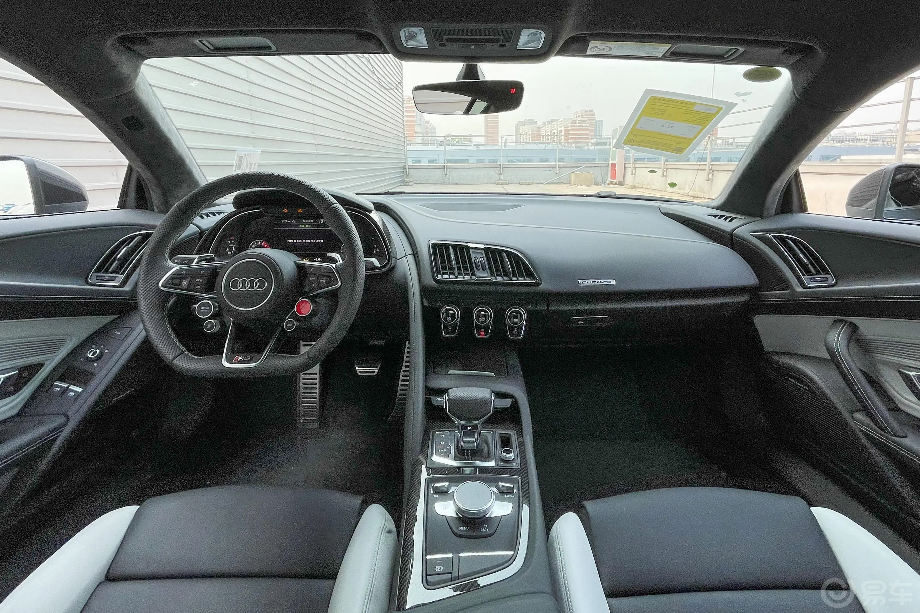 奥迪R8R8 V10 Coupe Performance 收藏家版内饰全景正拍