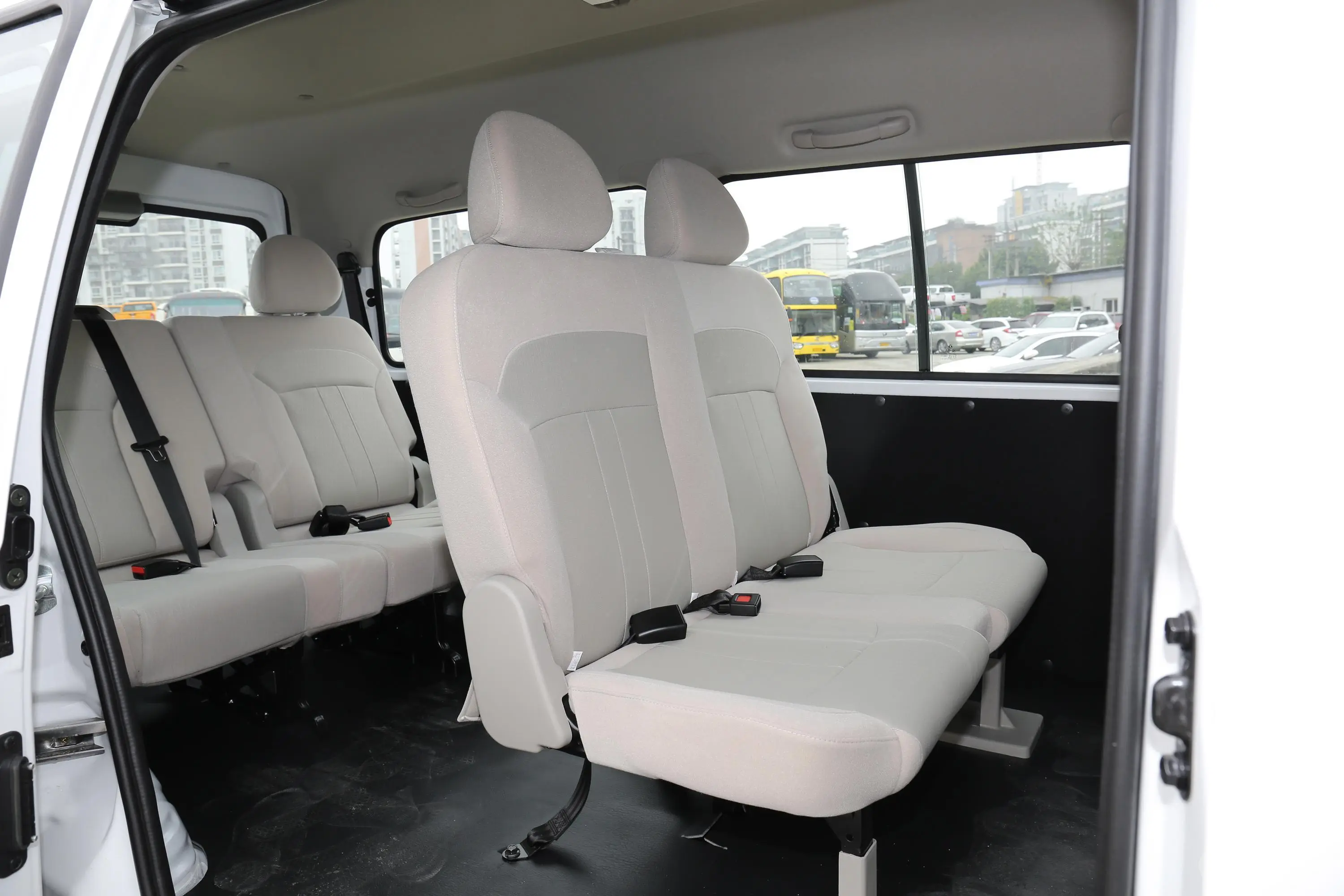 菱智M5L 2.0L 手动 实用型 7座后排座椅