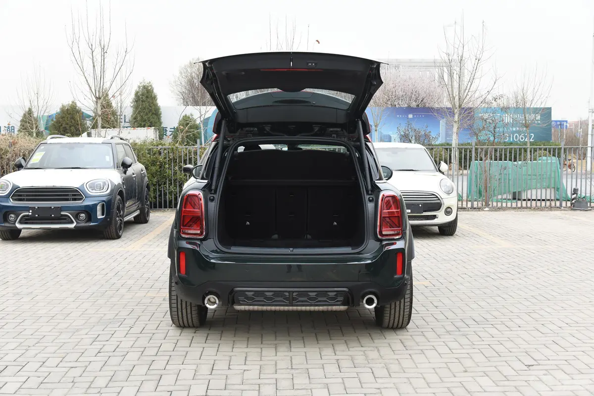 MINI JCW COUNTRYMAN2.0T JOHN COOPER WORKS空间