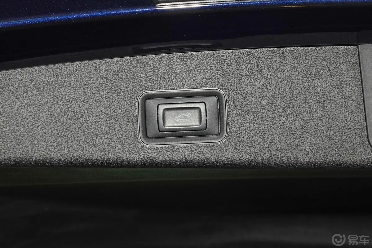 天美汽车ET5智健合一版520km电动尾门按键（手动扶手）