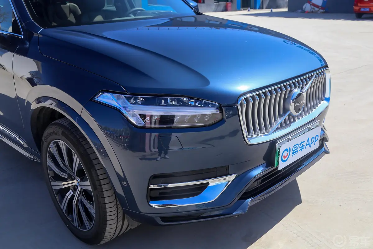 沃尔沃XC90新能源RECHARGE T8 智尊豪华版外观