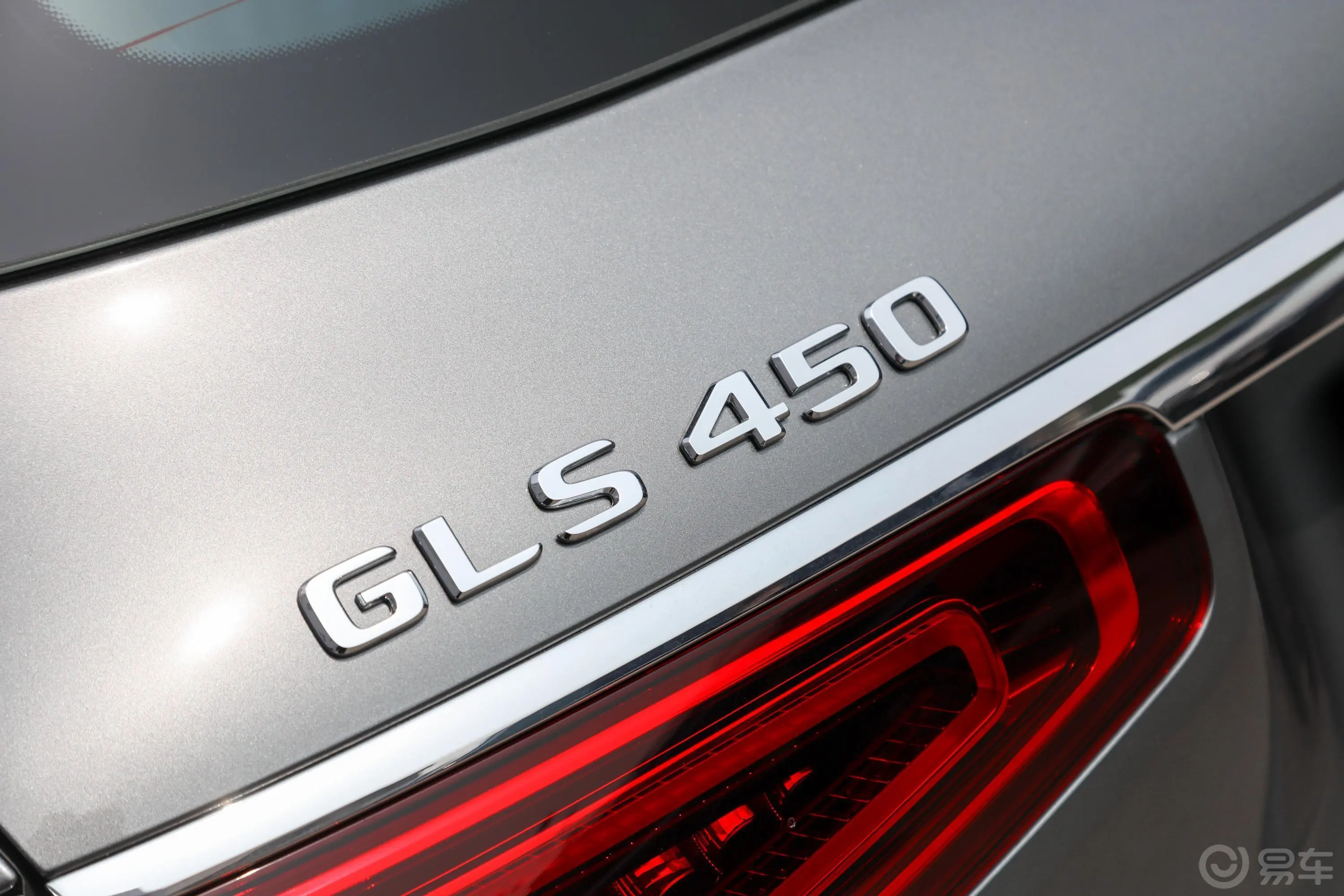 奔驰GLSGLS 450 4MATIC 时尚型外观