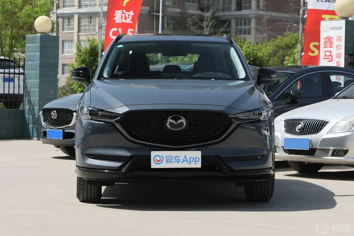 马自达CX-52.0L 手自一体 两驱 黑骑士版外观