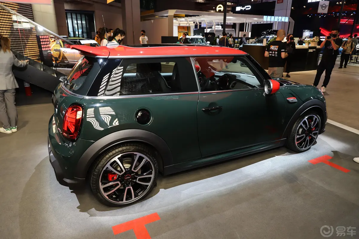 MINI JCW