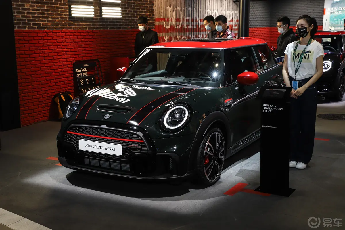 MINI JCW