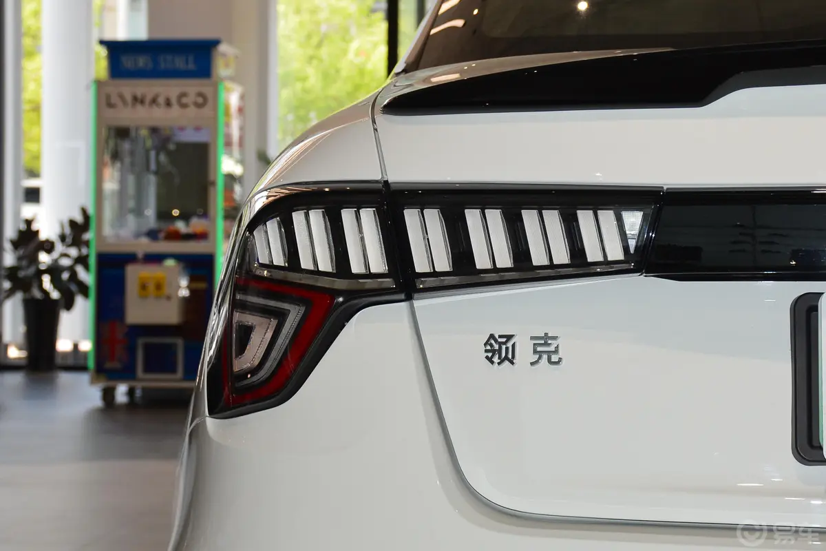 领克03 PHEV1.5TD 双离合 PHEV外观