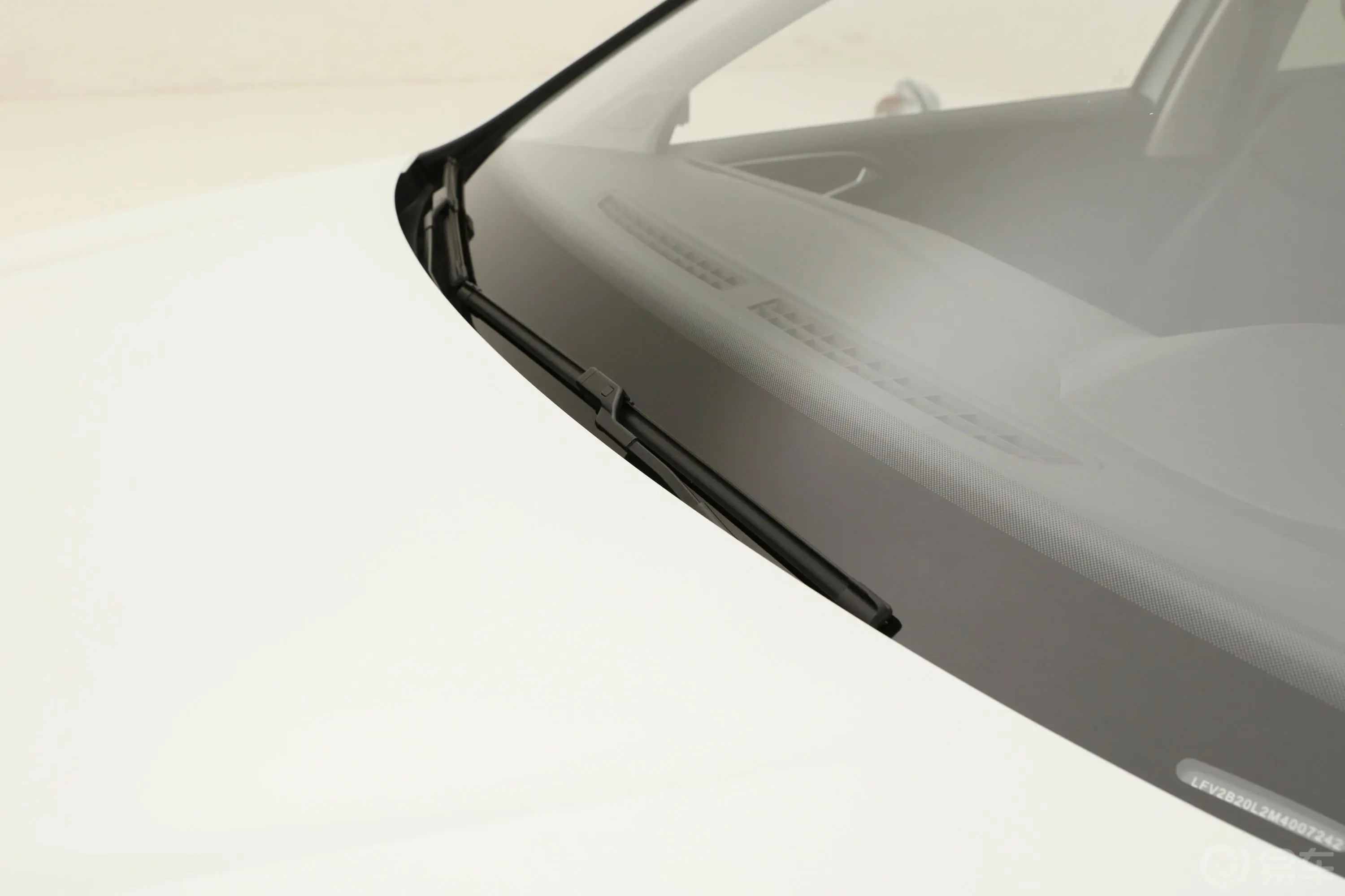 捷达VS7280TSI 手自一体 熊猫版 荣耀型雨刷器