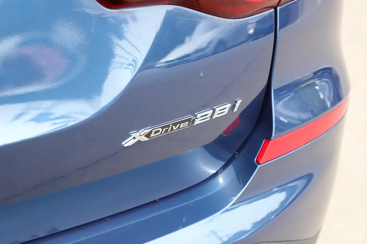 宝马X3改款 xDrive 28i 豪华套装外观