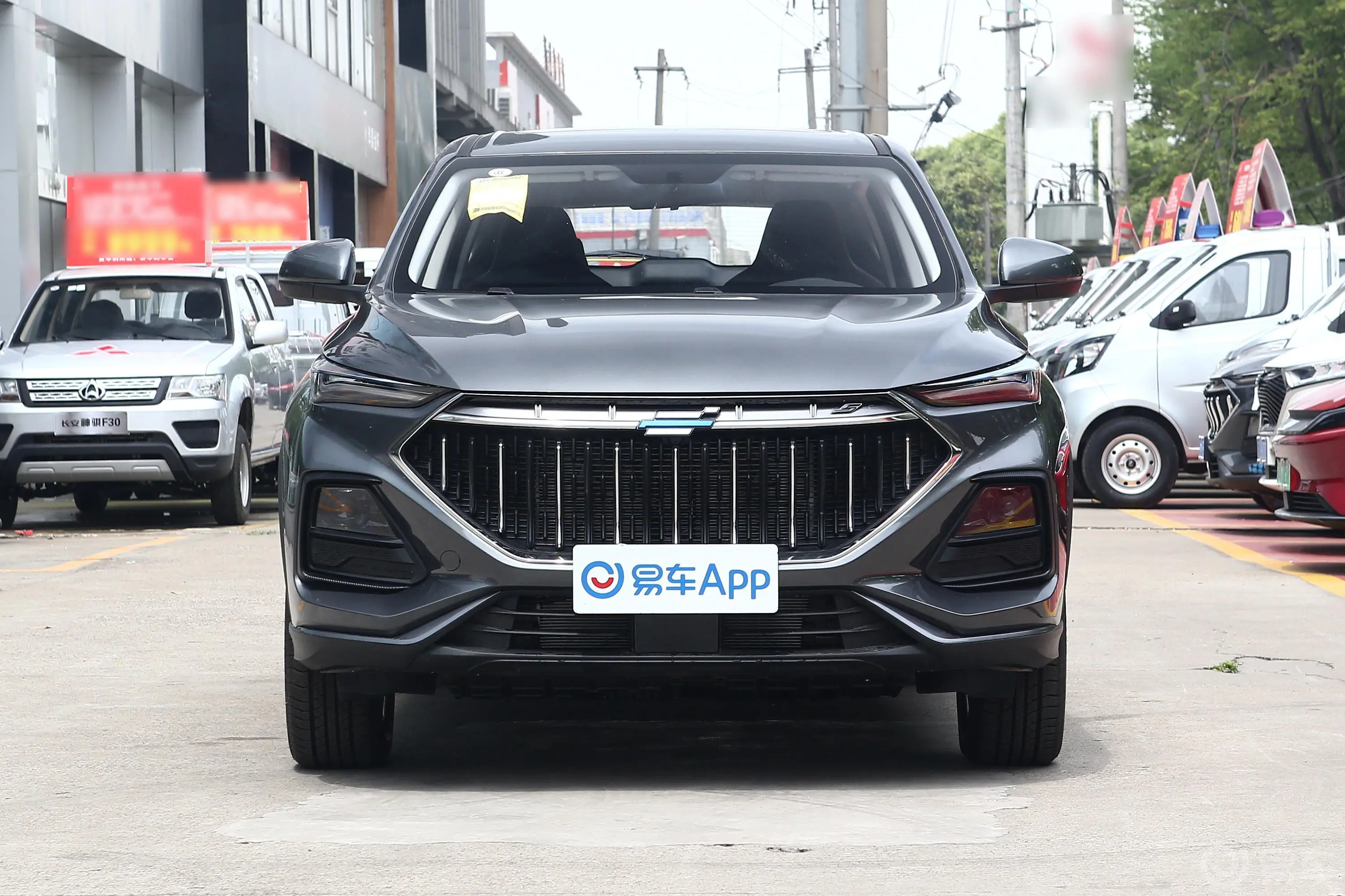 长安欧尚X51.6L 手动 豪华型外观