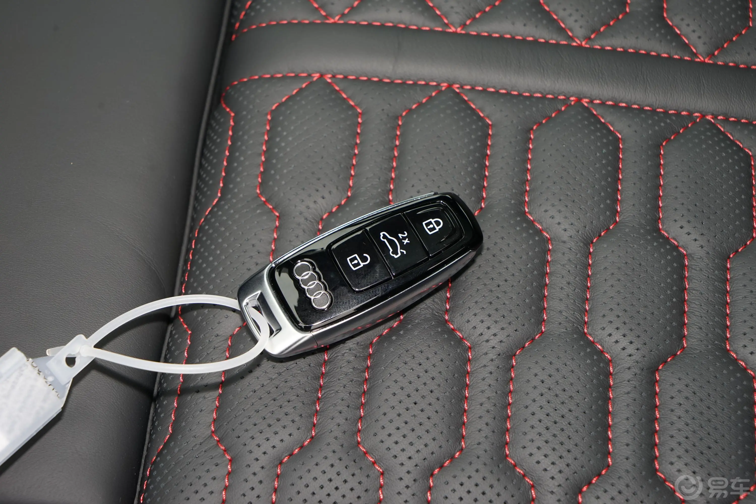 奥迪RS 7RS 7 4.0T Sportback钥匙正面