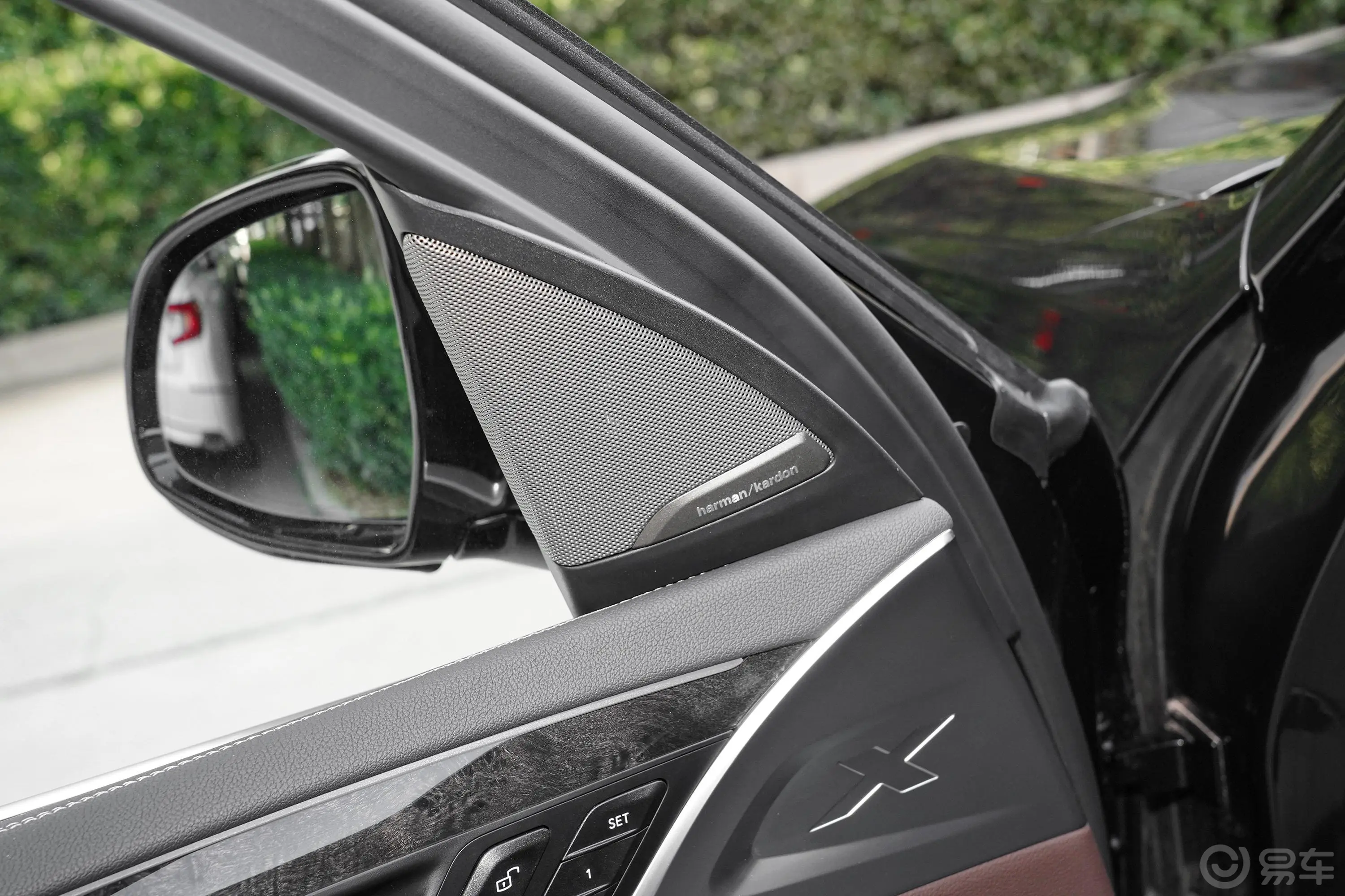宝马X3改款 xDrive 30i 领先型 M运动套装音响和品牌