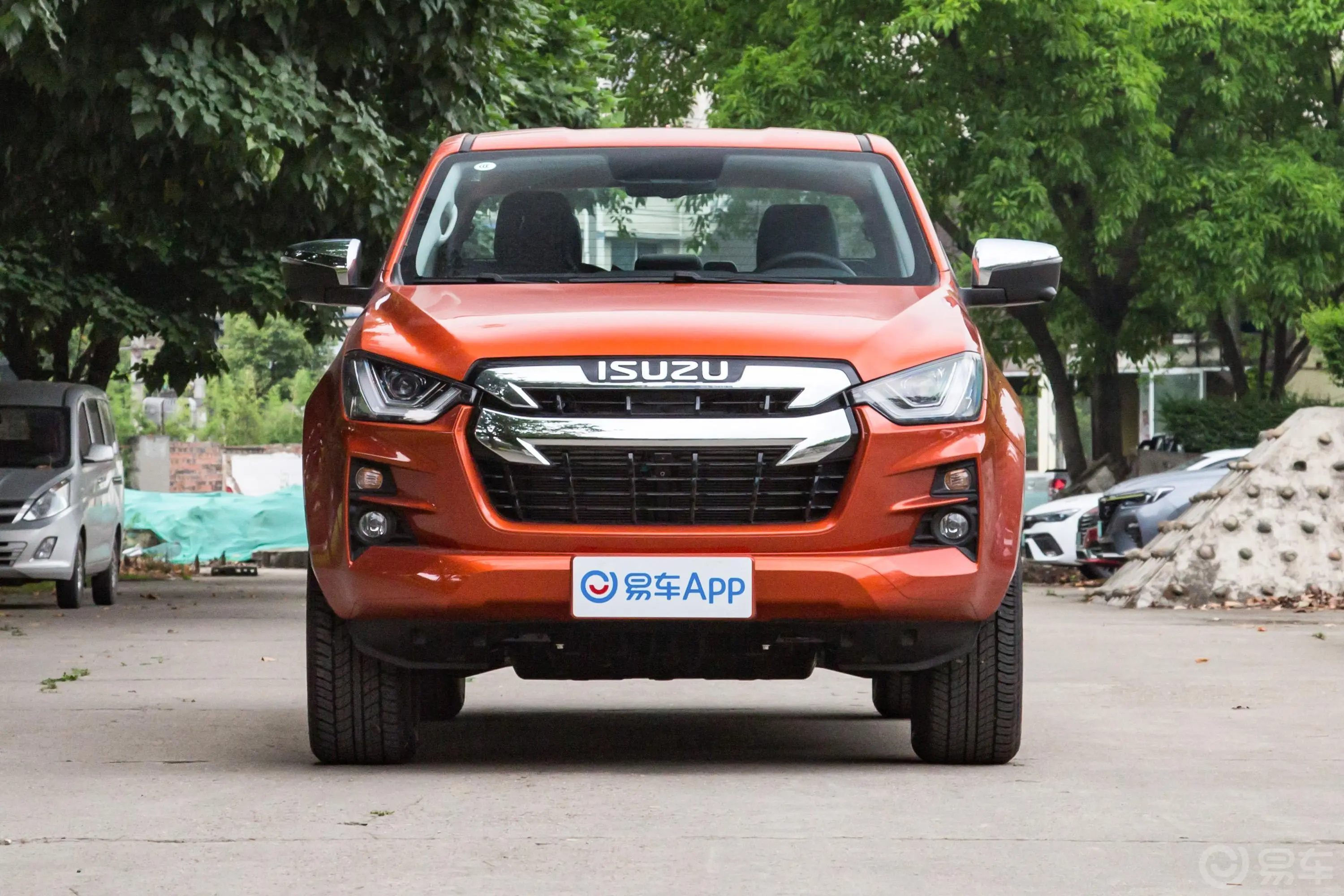 D-MAX1.9T 自动四驱Global畅领型正前水平