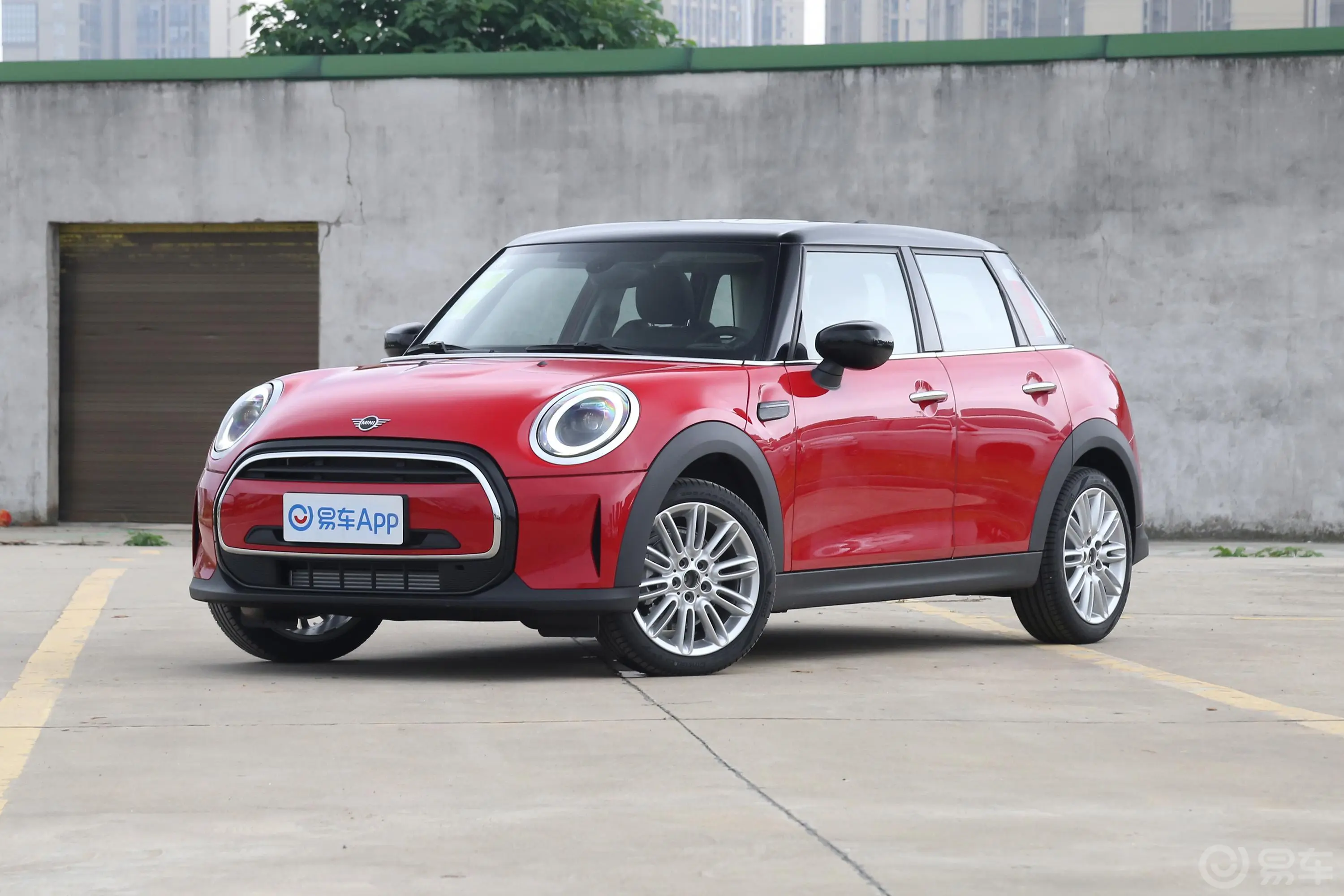 MINI1.5T COOPER 经典派 五门版侧前45度车头向左水平