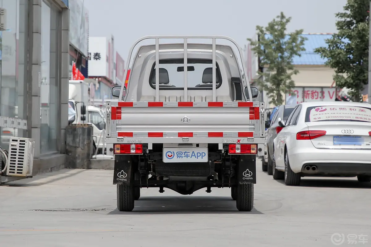 跨越王X1东安1.6L 122马力 2700轴距 单排载货汽车 标准版 国Ⅵ正后水平