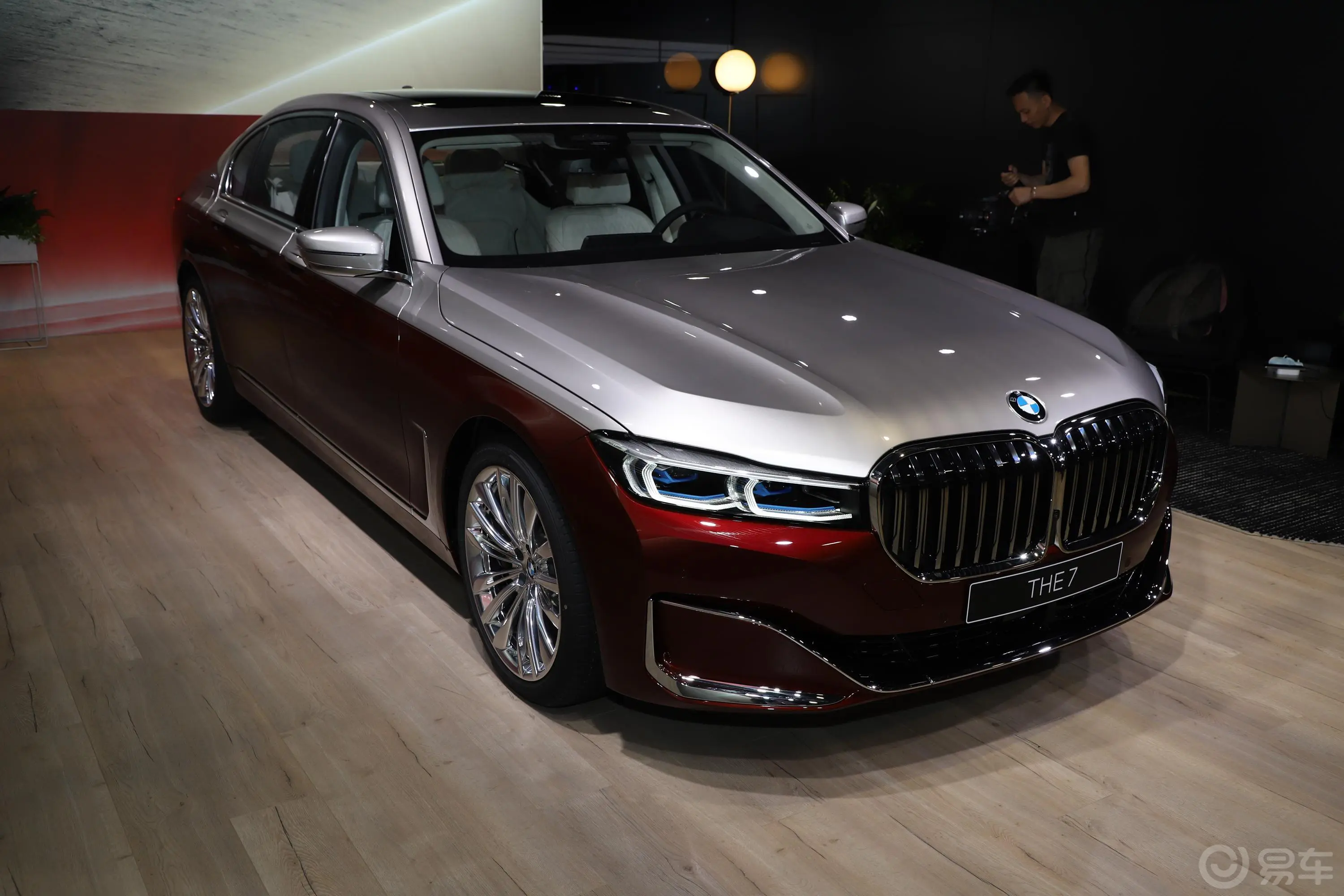 宝马7系M760Li xDrive V12 耀影特别版外观